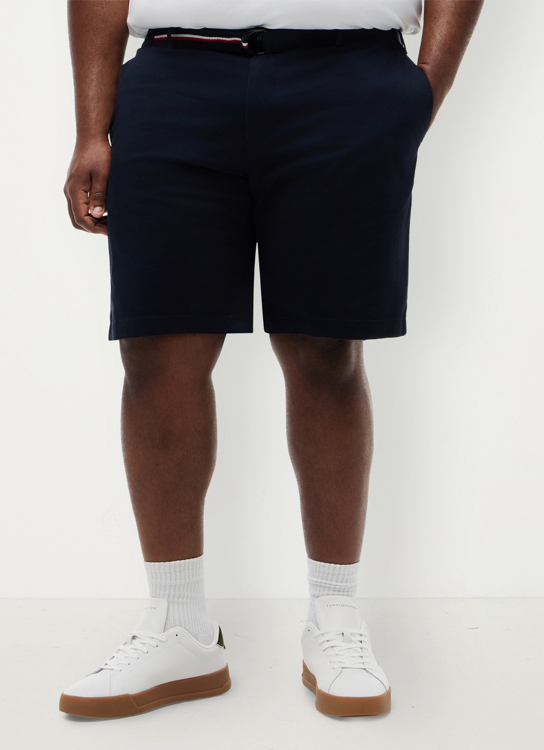 Tommy Hilfiger Straight fit korte chino in katoenblend - detail 3 donkerblauw