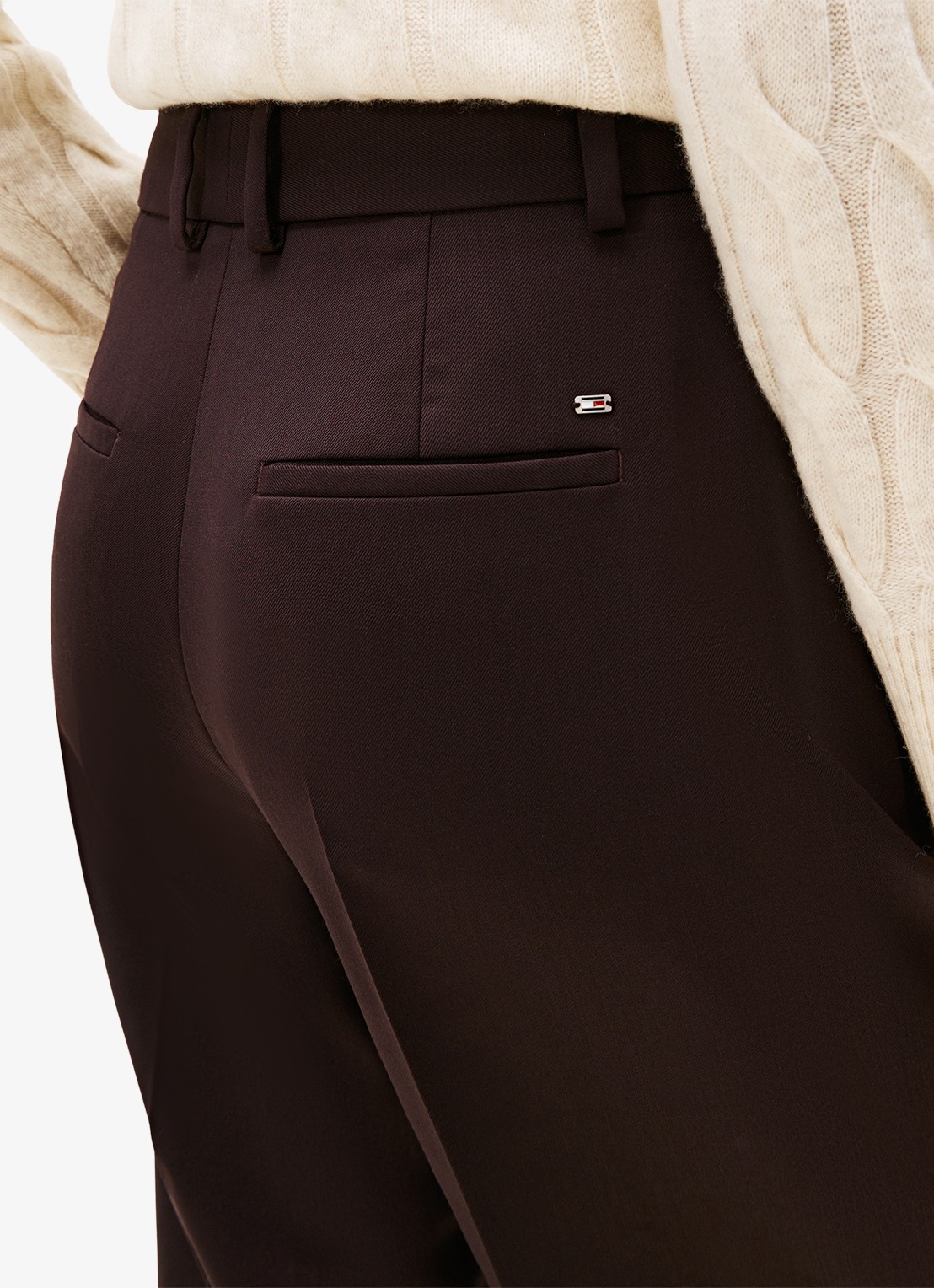 Tommy Hilfiger Straight fit pantalon met paspelzakken - detail 3 aubergine