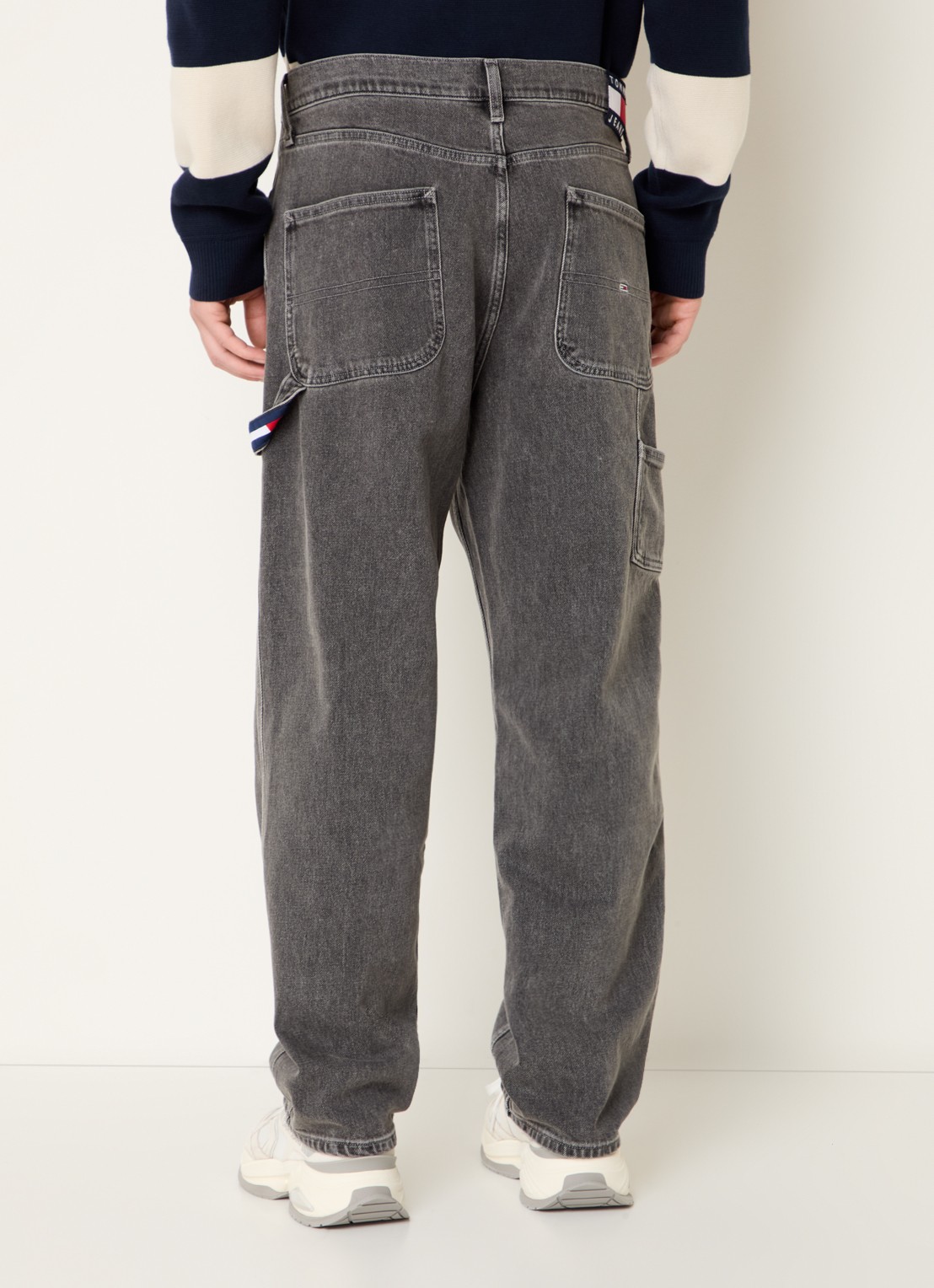 Tommy Hilfiger Straight leg jeans met gekleurde wassing - achterkant grijs