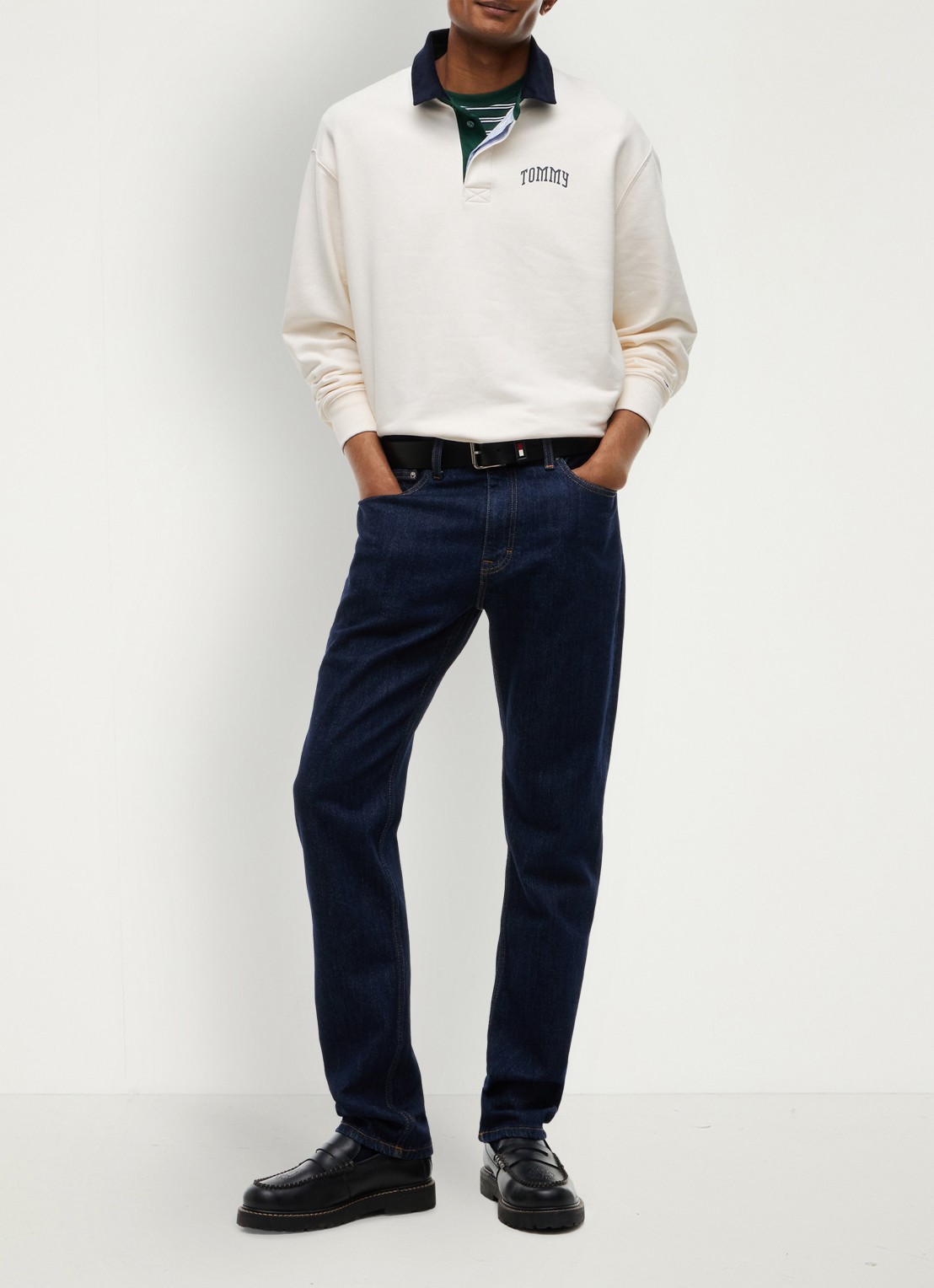 Tommy Hilfiger Sweater met polokraag en logo - voorkant 3 gebroken wit