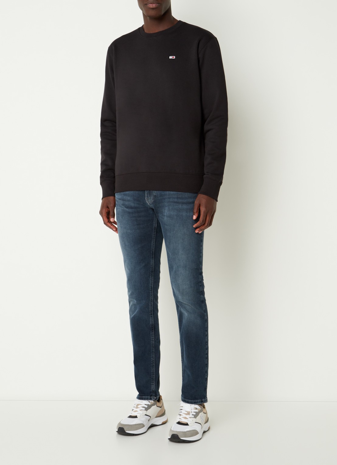 Tommy Hilfiger Sweater met ronde hals en logoborduring  - voorkant 3 zwart