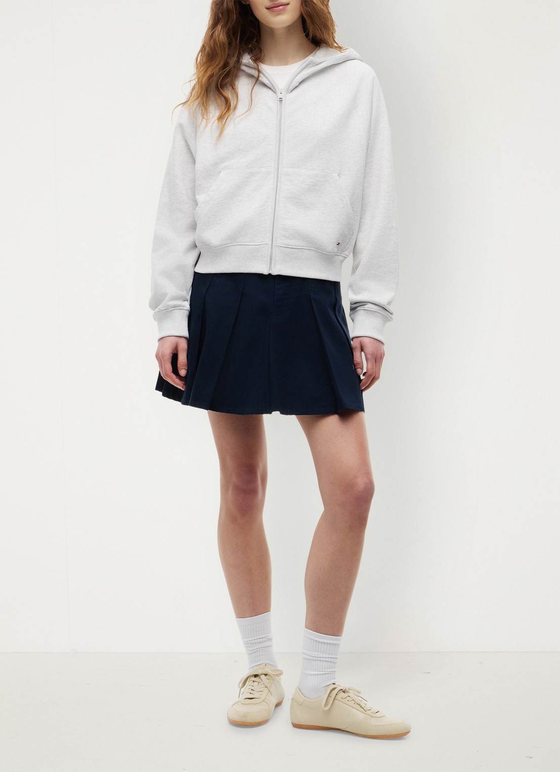 Tommy Hilfiger Sweatvest met logoborduring en capuchon - voorkant 2 lichtgrijs