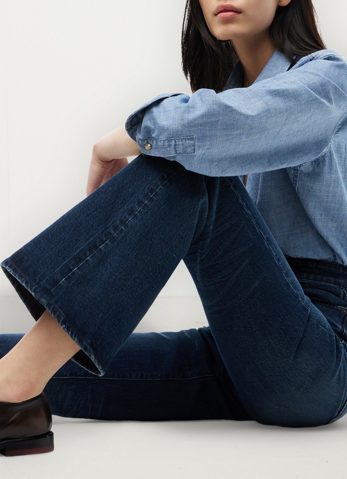 Tommy Hilfiger Sylvia high waist flared jeans met donkere wassing  - detail 6 indigo