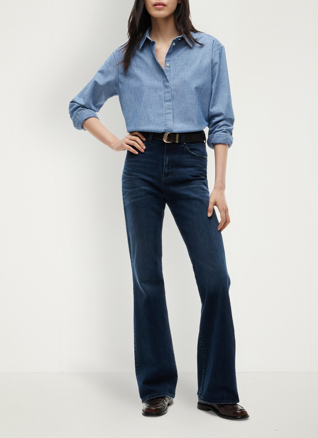 Tommy Hilfiger Sylvia high waist flared jeans met donkere wassing  - voorkant 2 indigo