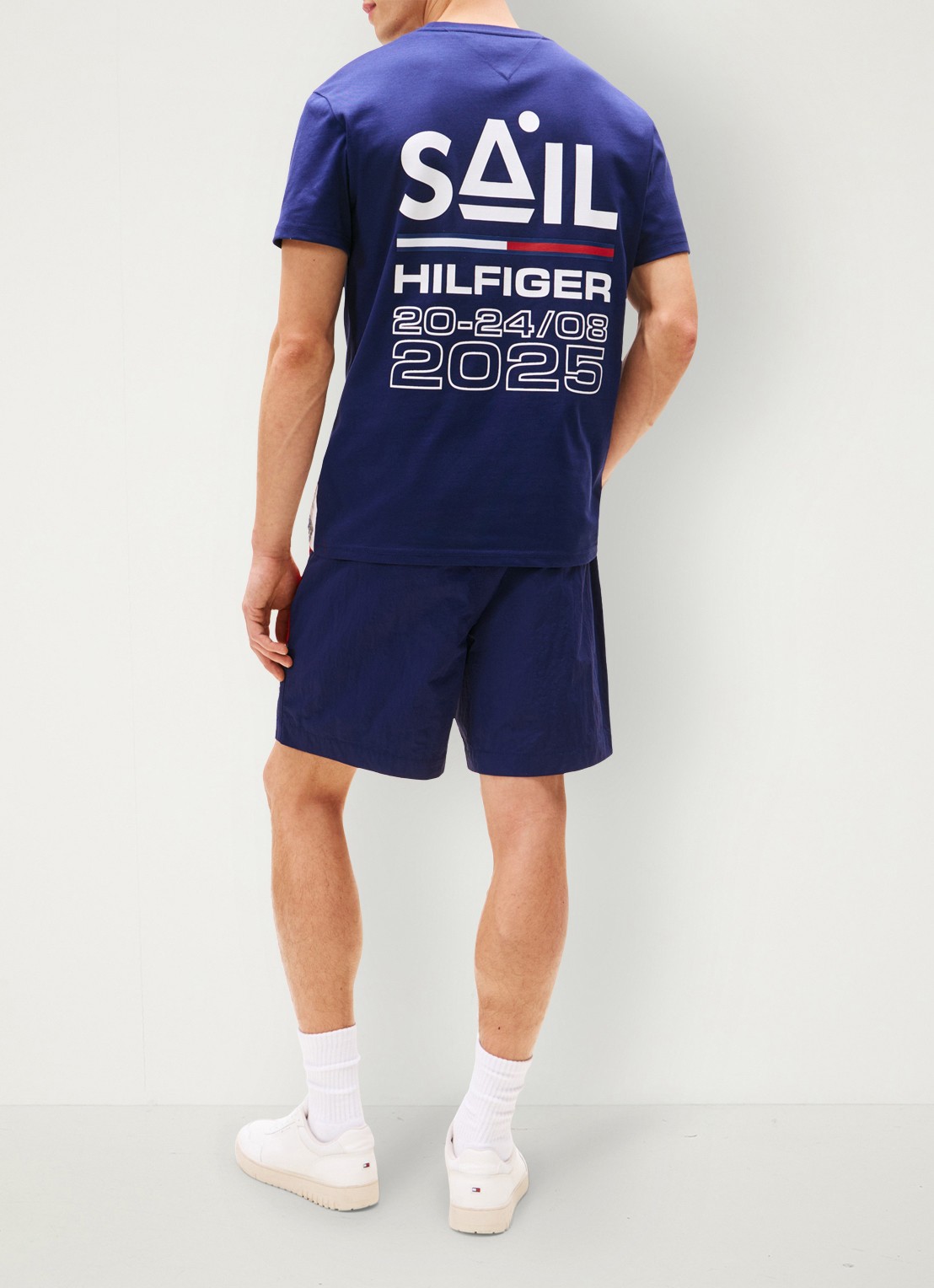 Tommy Hilfiger T-shirt met logo- en backprint - detail donkerblauw
