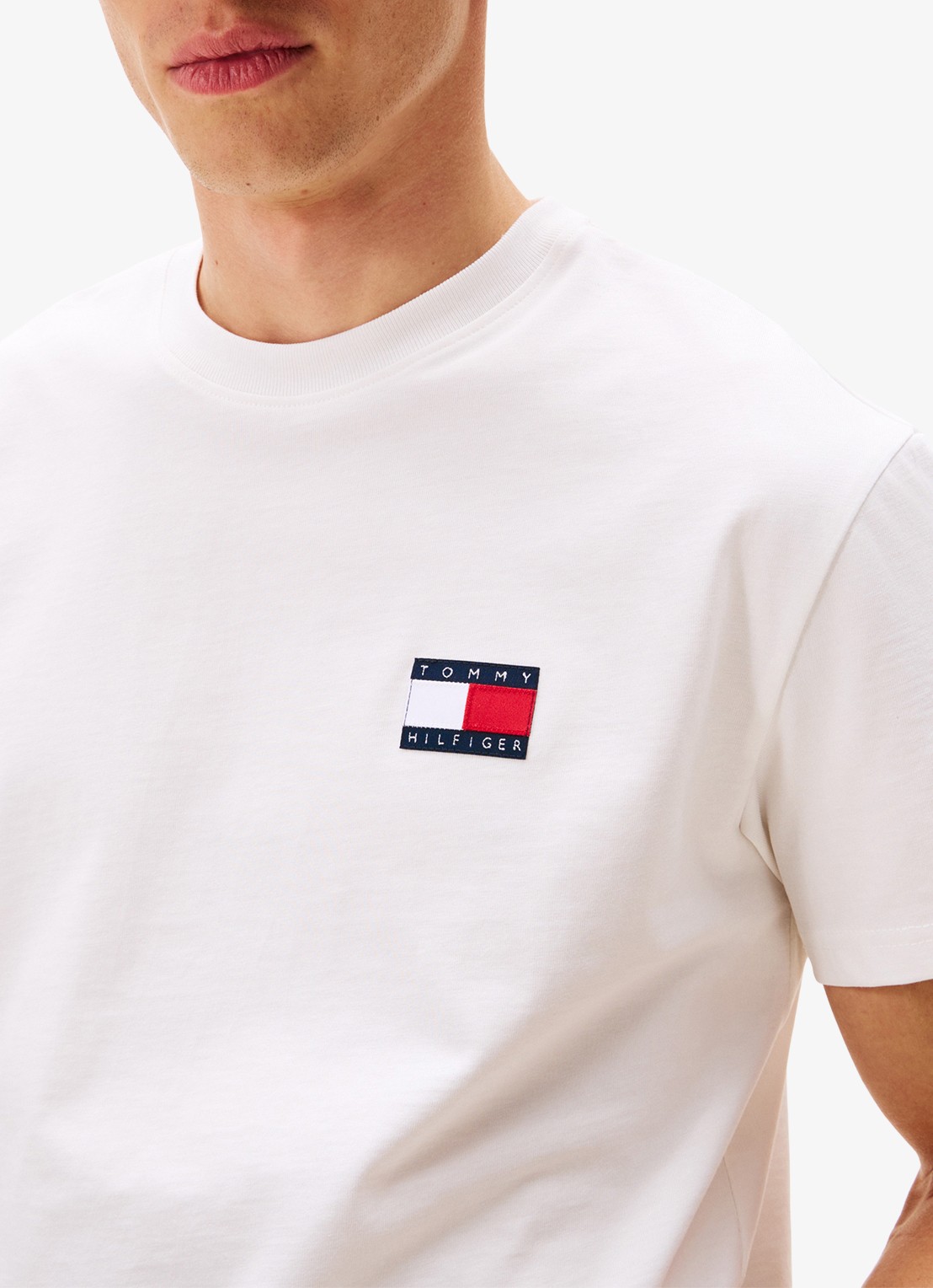 Tommy Hilfiger T-shirt met logo- en backprint - detail 3 wit