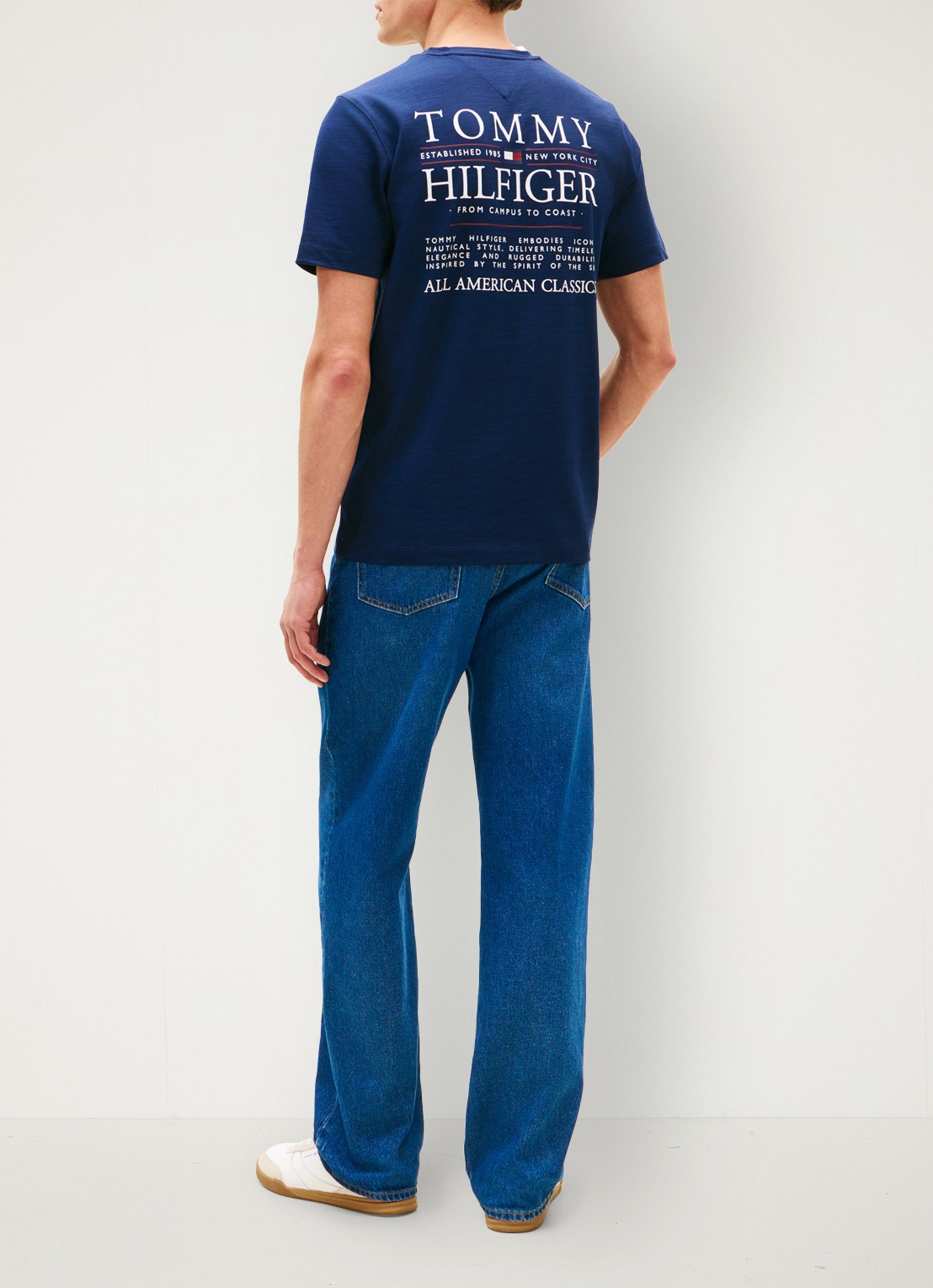 Tommy Hilfiger T-shirt met logo- en backprint - achterkant donkerblauw