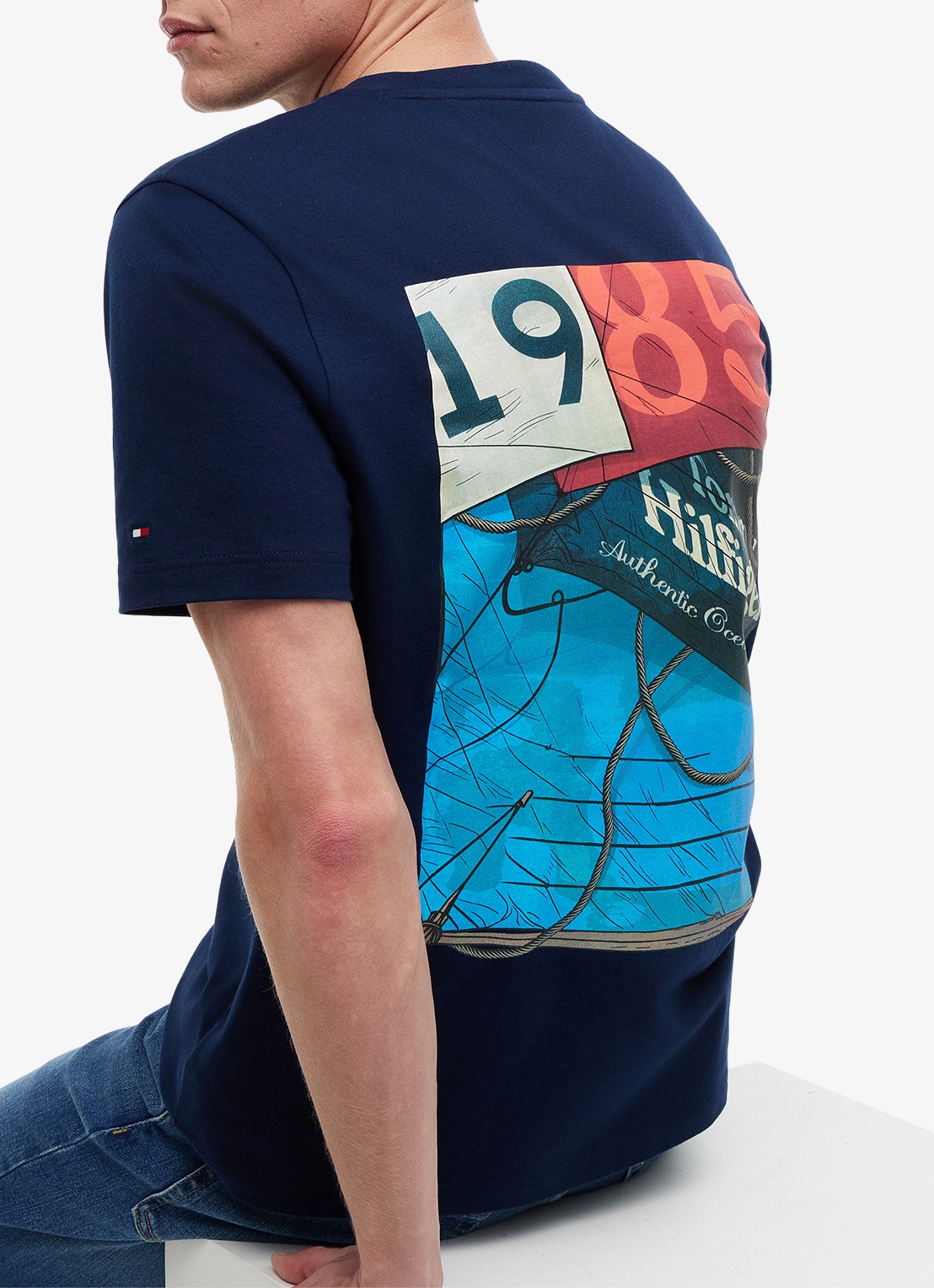 Tommy Hilfiger T-shirt met logo- en backprint - detail 4 donkerblauw