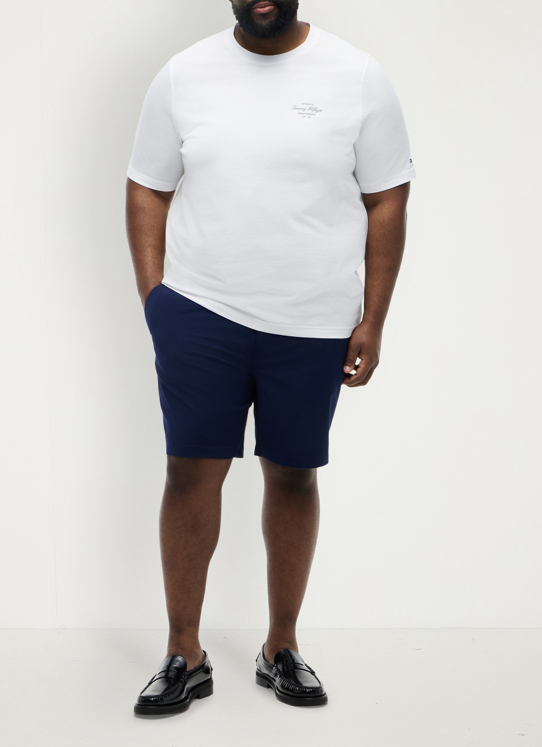 Tommy Hilfiger T-shirt met logo- en backprint - voorkant 3 wit
