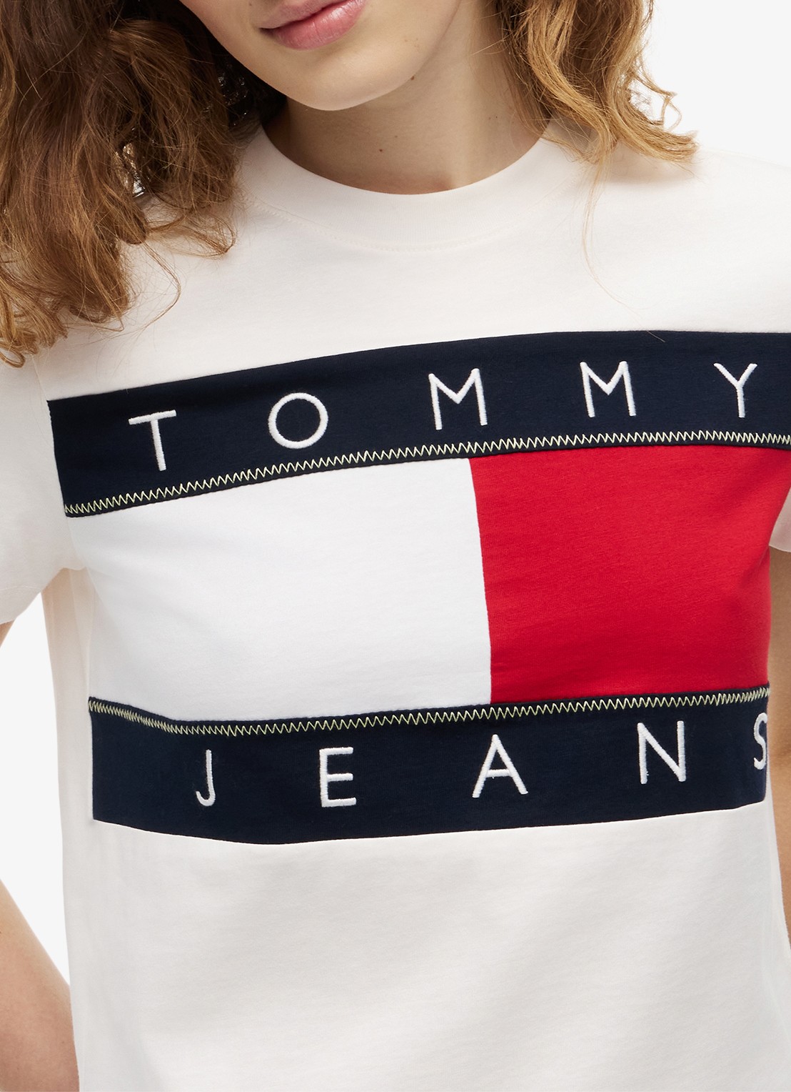 Tommy Hilfiger T-shirt met logo - detail 4 gebroken wit