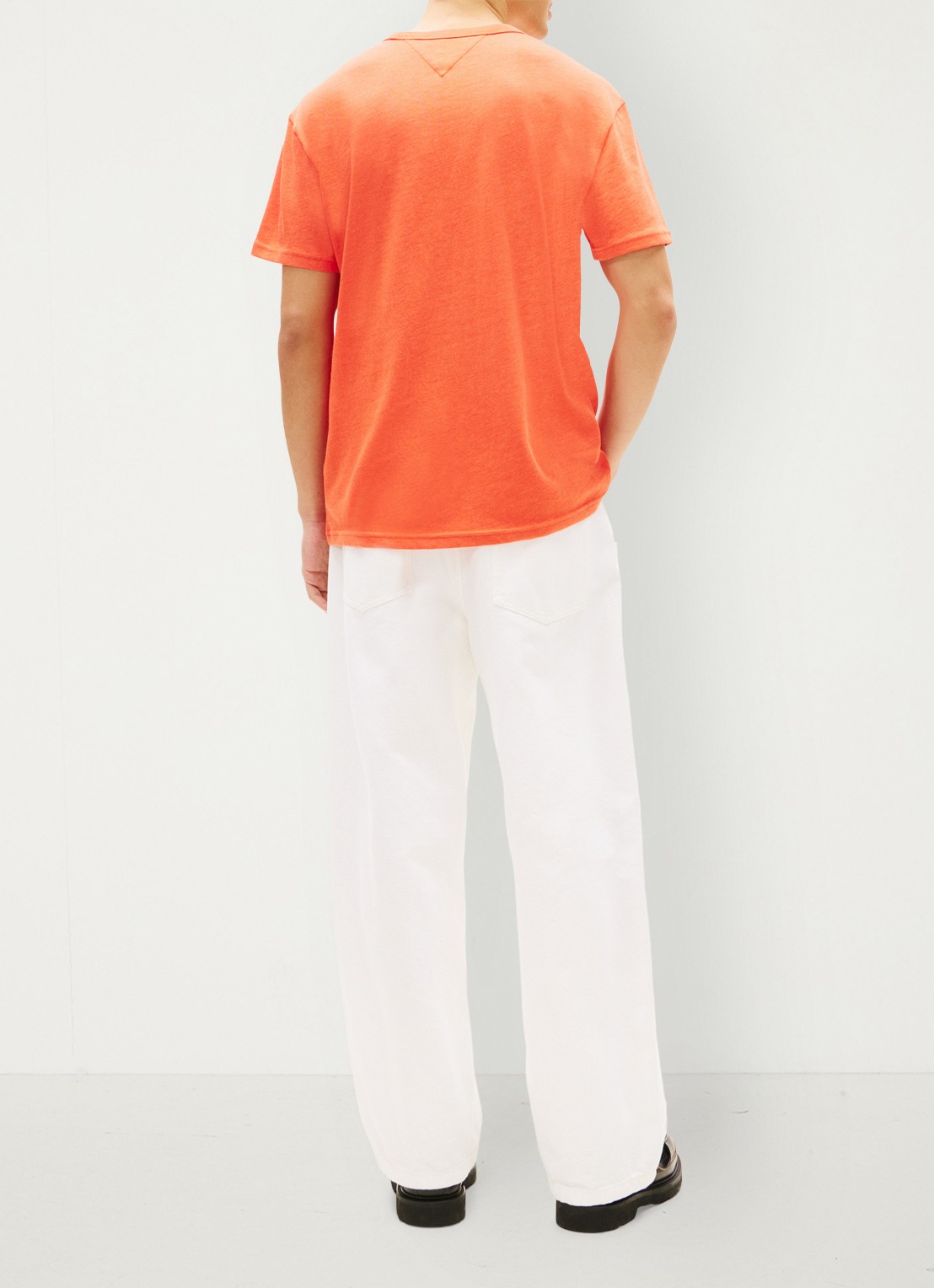 Tommy Hilfiger T-shirt met logo - achterkant oranje