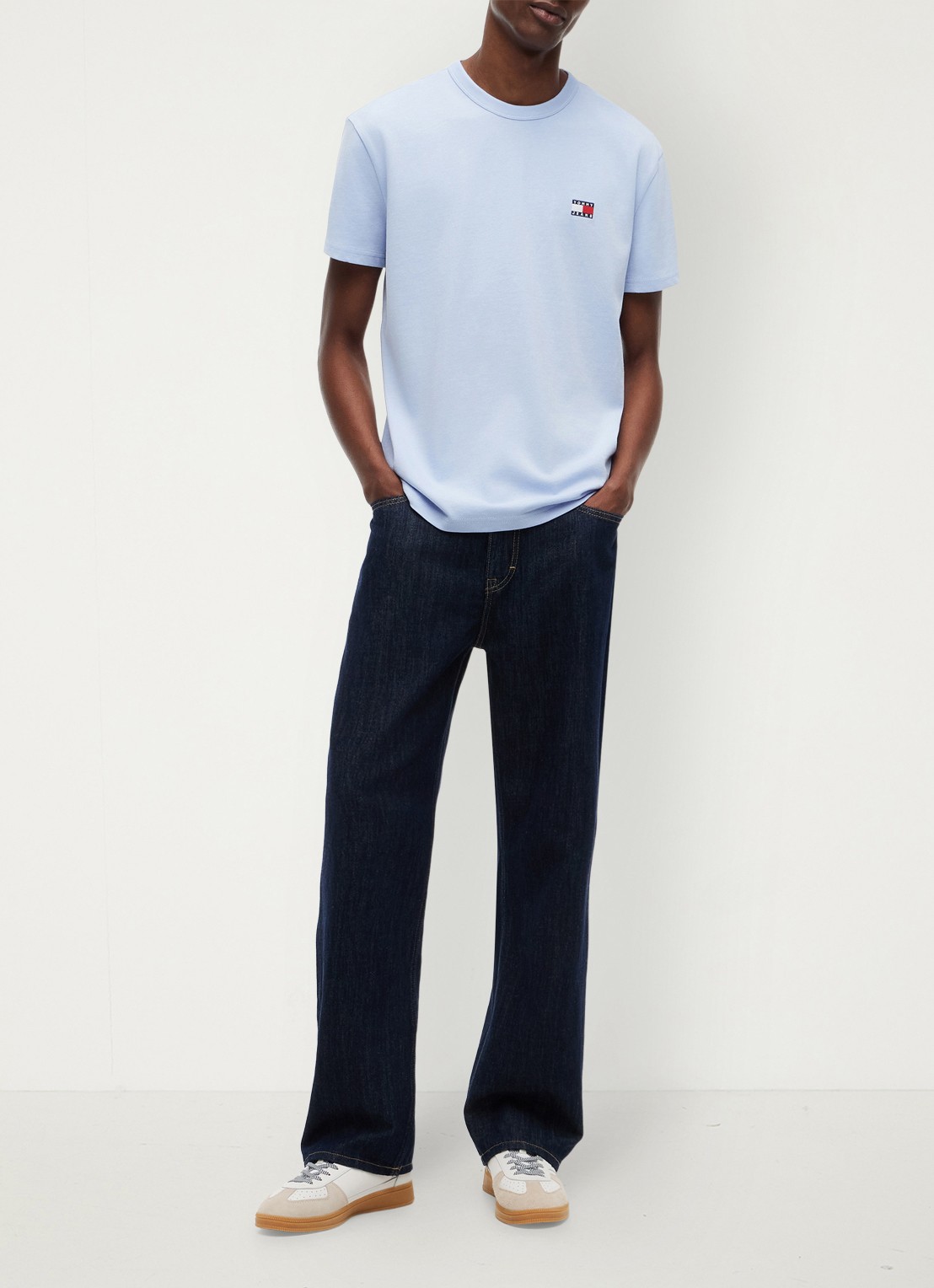 Tommy Hilfiger T-shirt met logo - voorkant 5 moonlight iris-c5r / lichtblauw