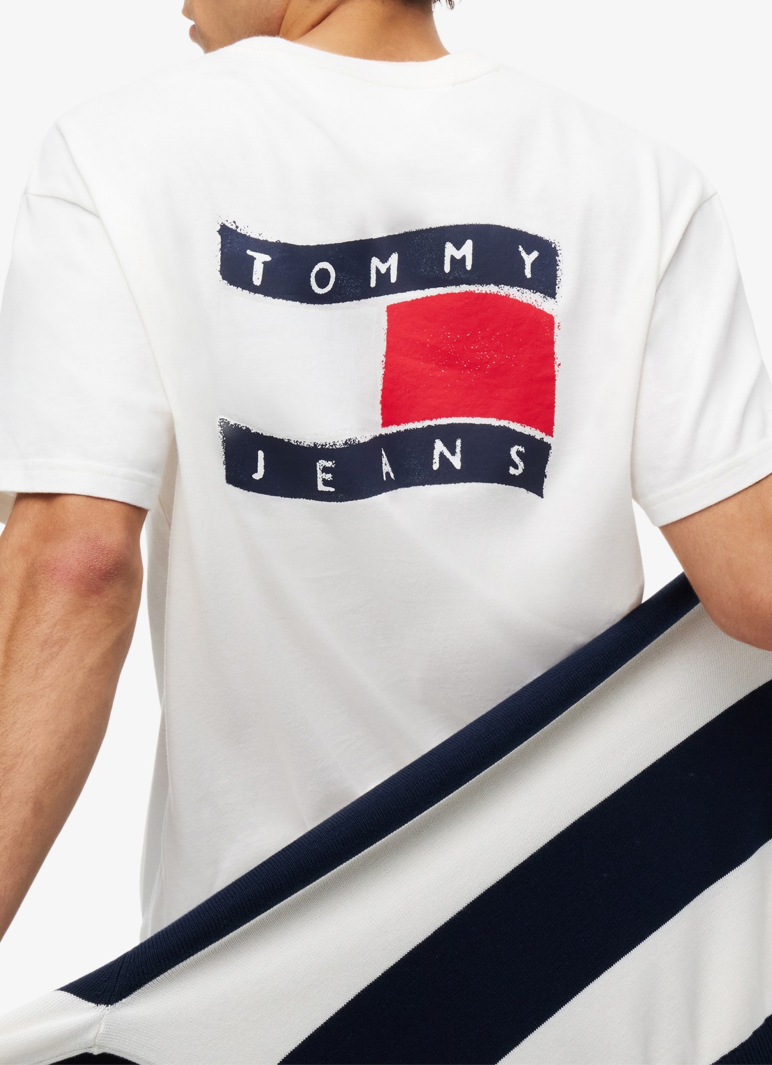 Tommy Hilfiger T-shirt met logo - detail 4 wit