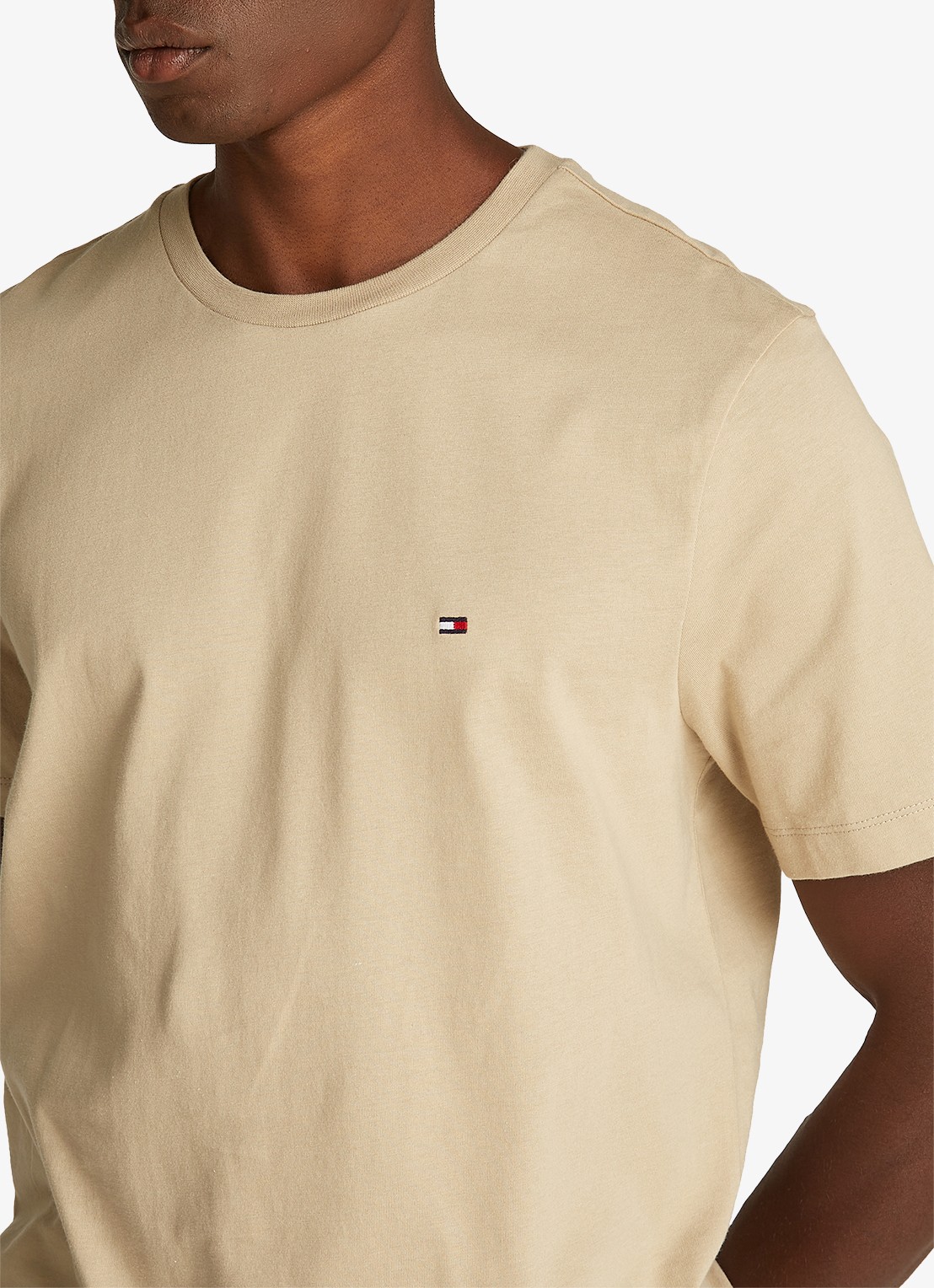 Tommy Hilfiger T-shirt met logo - detail 4 sandalwood-rbt / bruin