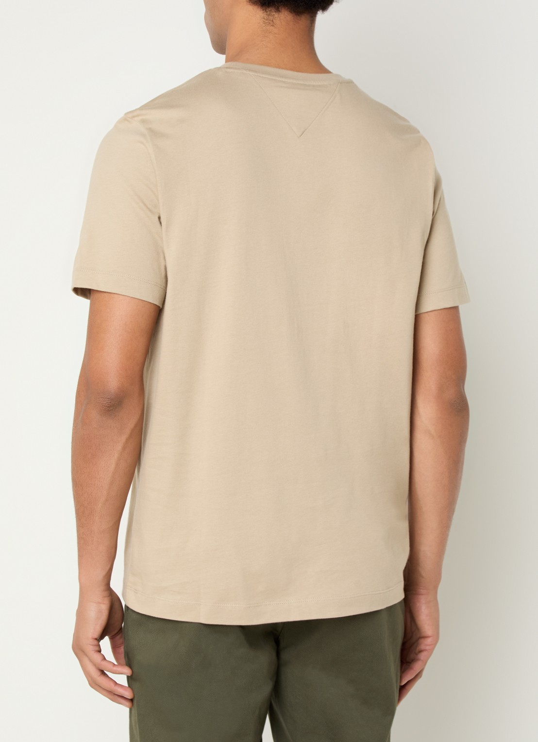 Tommy Hilfiger T-shirt met logo - achterkant 2 sandalwood-rbt / bruin