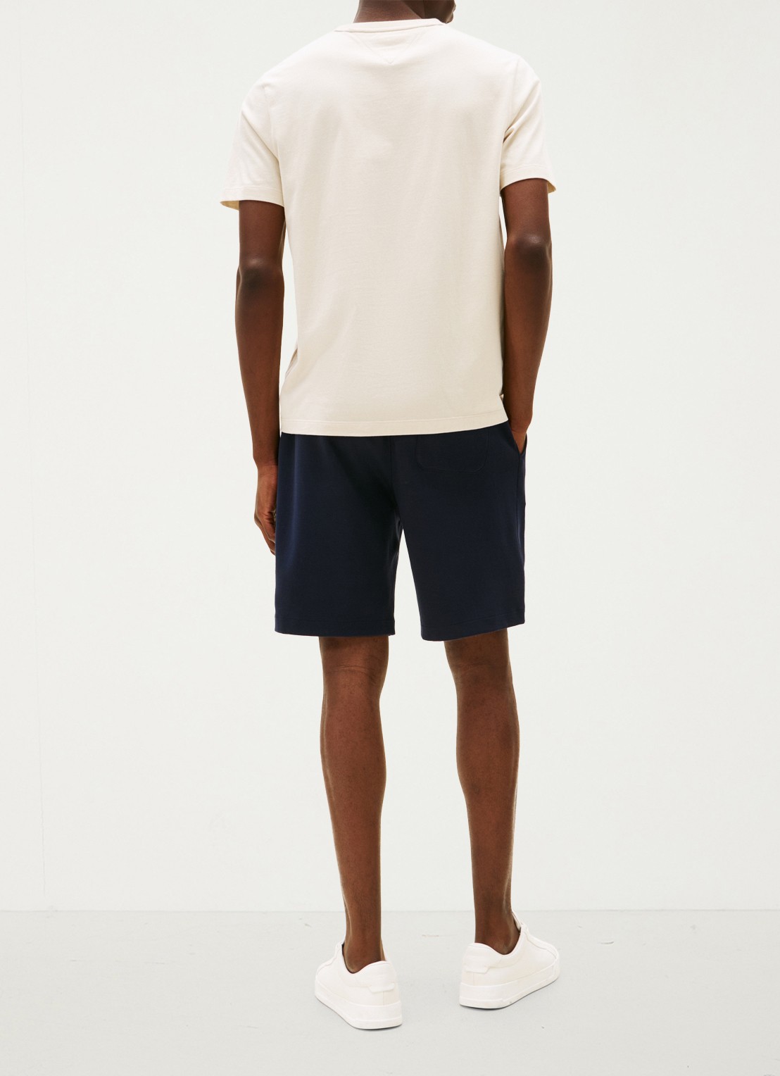 Tommy Hilfiger T-shirt met logo - achterkant 4 beige