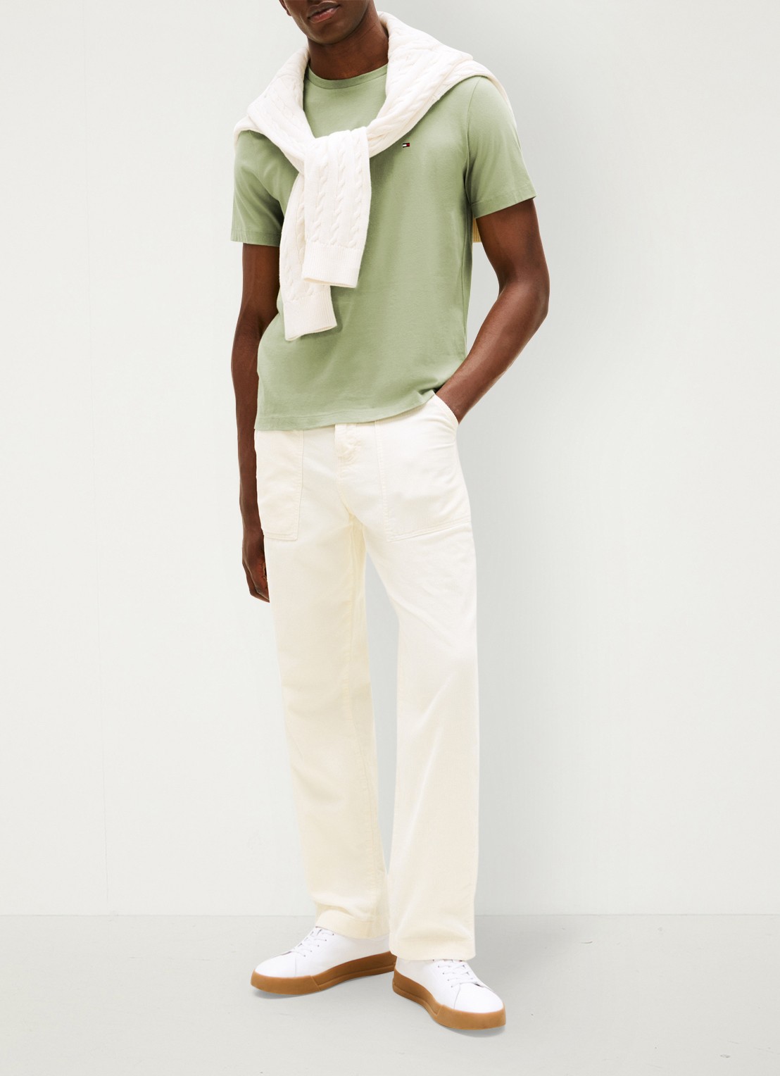 Tommy Hilfiger T-shirt met logo - voorkant 2 lindegroen