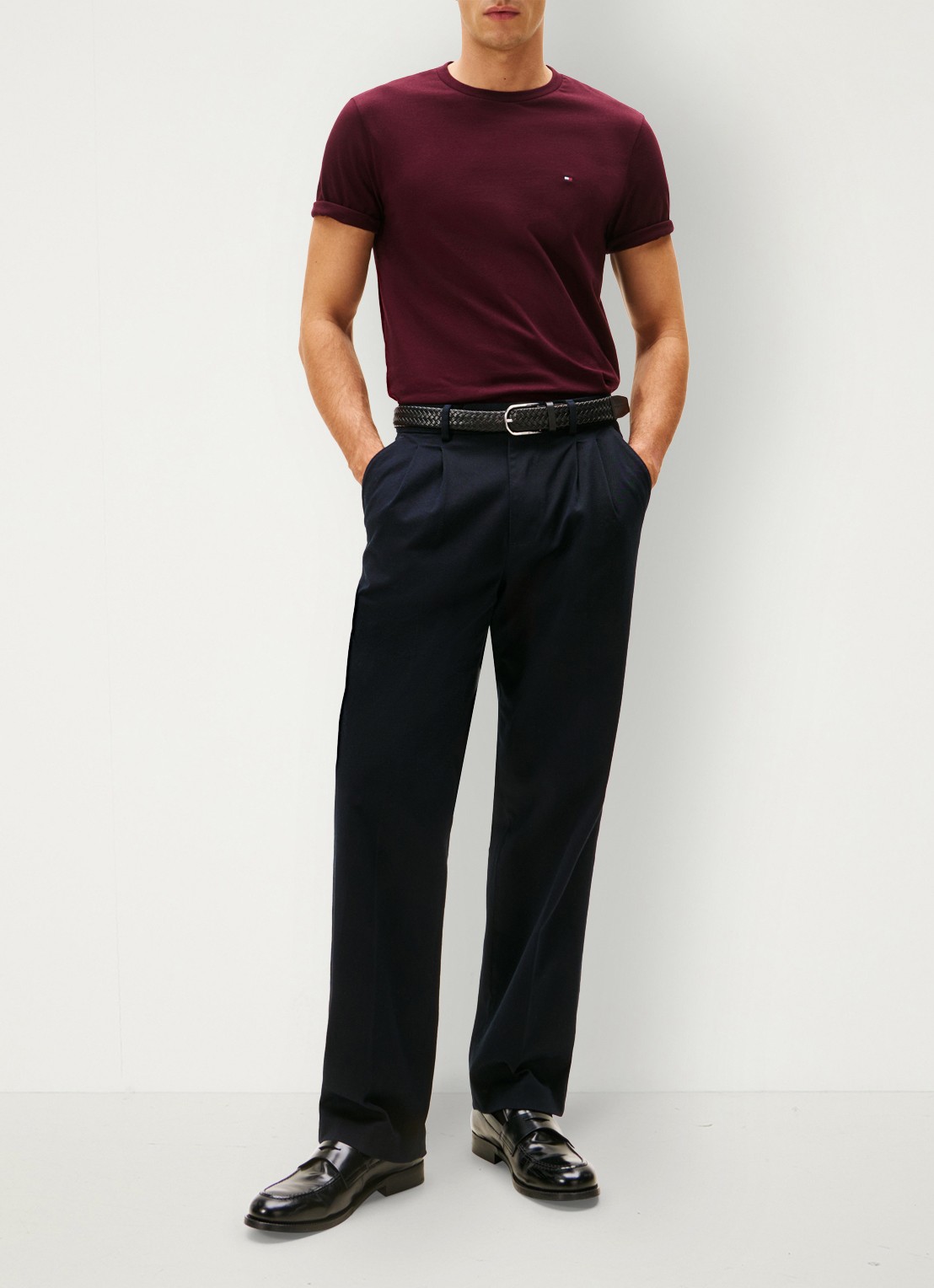 Tommy Hilfiger T-shirt met logo - voorkant 4 bordeauxrood