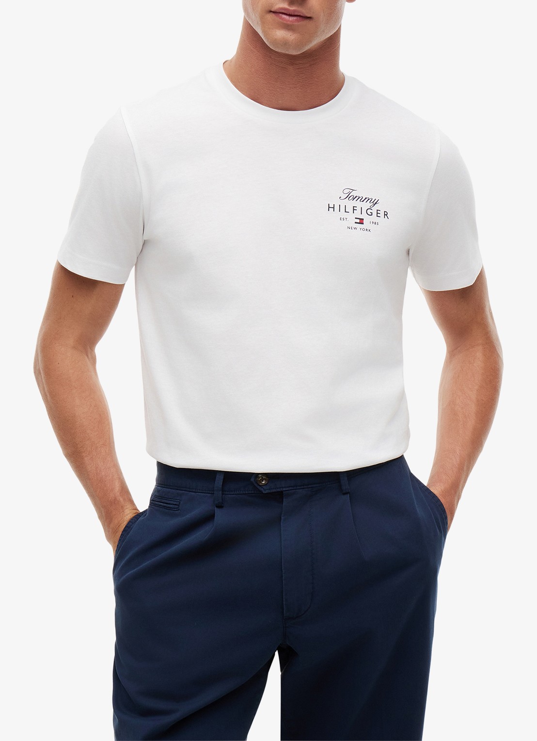 Tommy Hilfiger T-shirt met logo - detail 4 wit