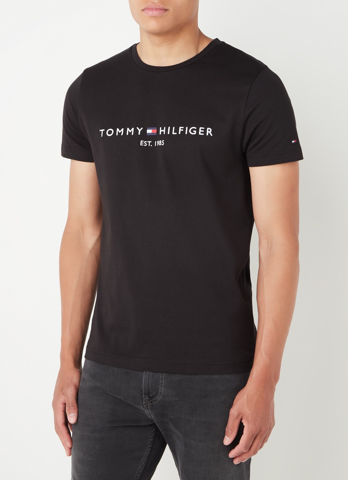 Tommy Hilfiger T-shirt met logoborduring en ronde hals - detail 2 zwart