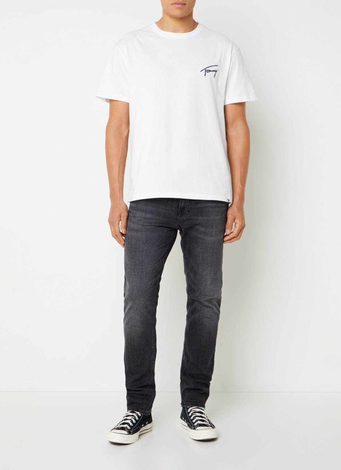 Tommy Hilfiger T-shirt met logoborduring - voorkant 3 wit