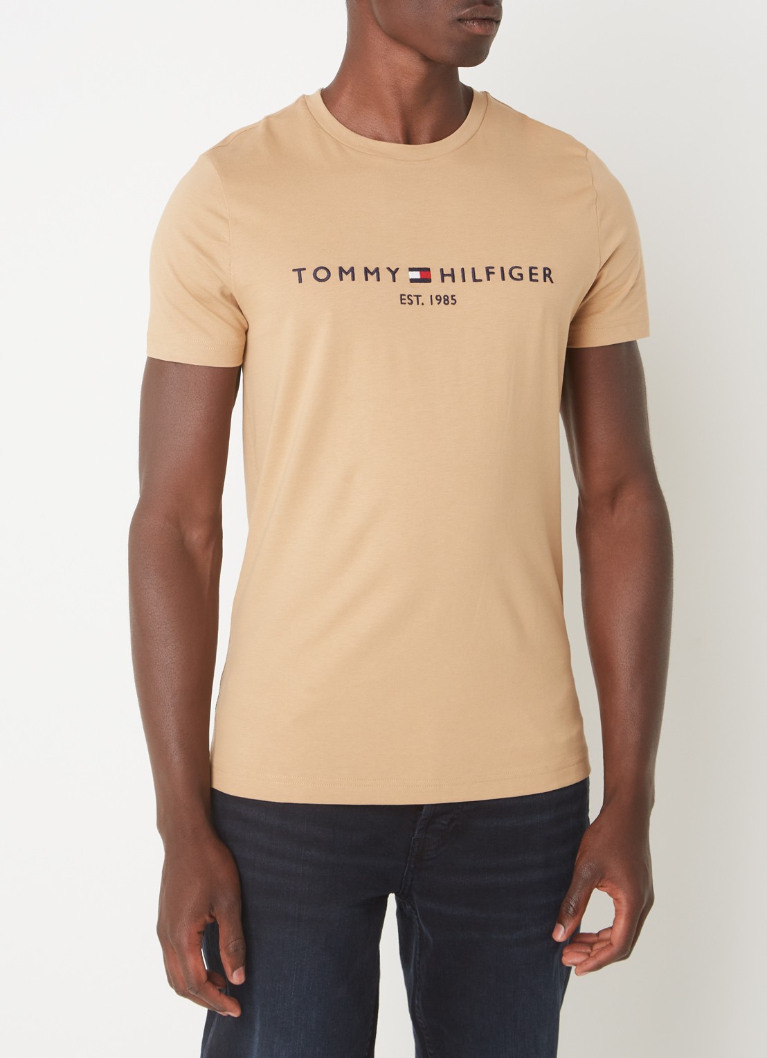 Tommy Hilfiger T-shirt met logoborduring  - detail classic khaki / beige