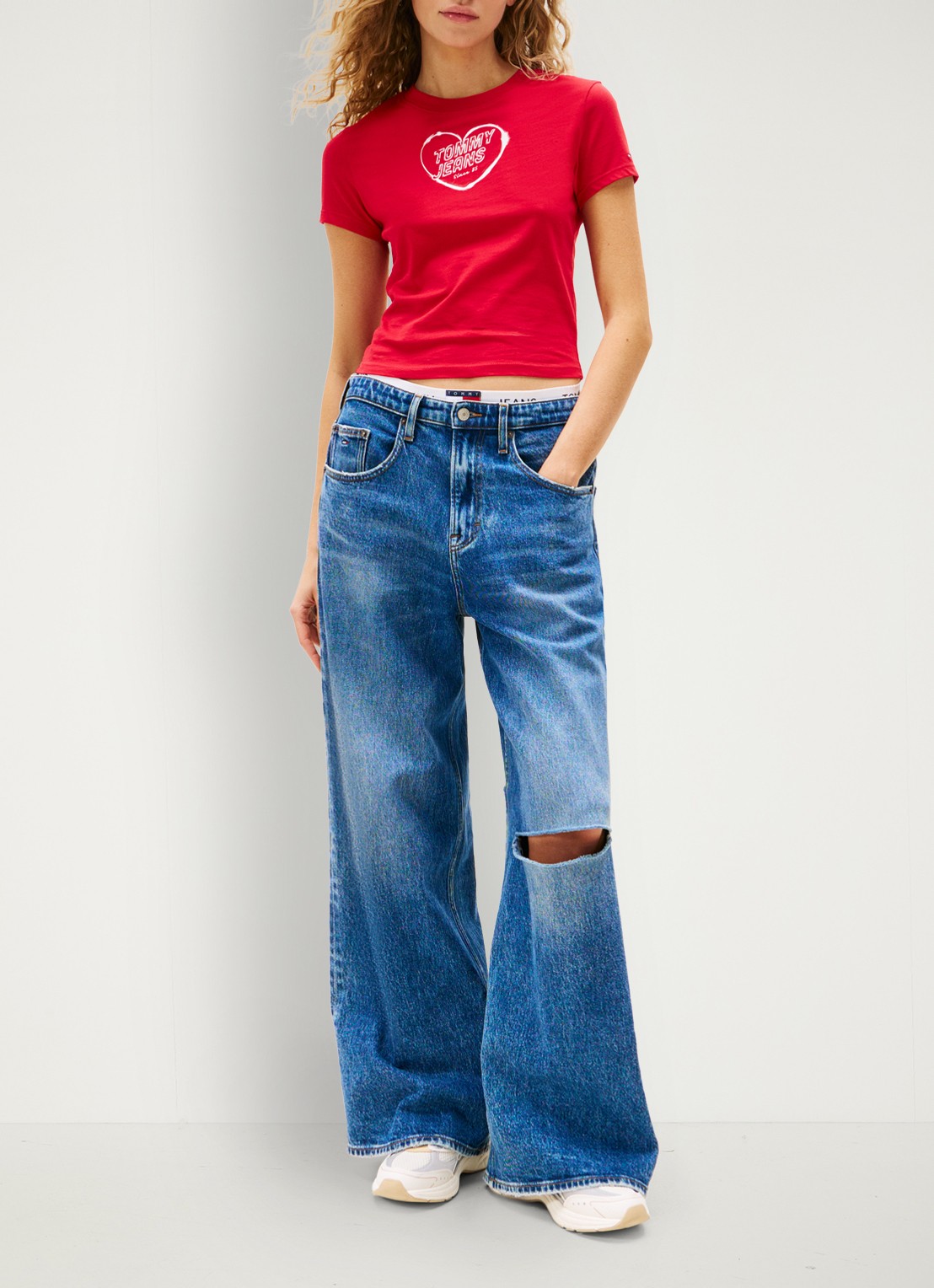 Tommy Hilfiger T-shirt met logoprint - voorkant 3 rood