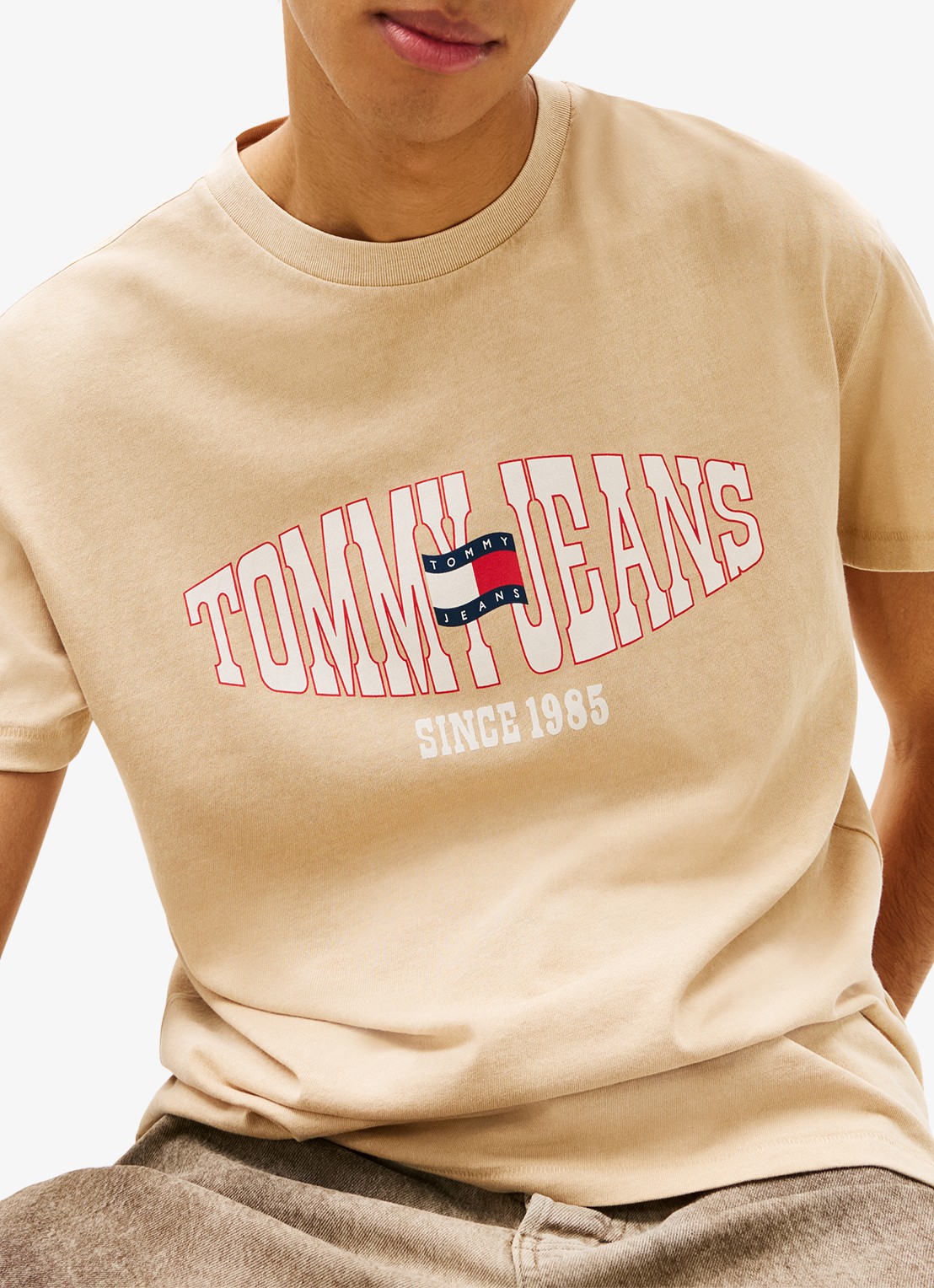Tommy Hilfiger T-shirt met logoprint - detail 3 goud