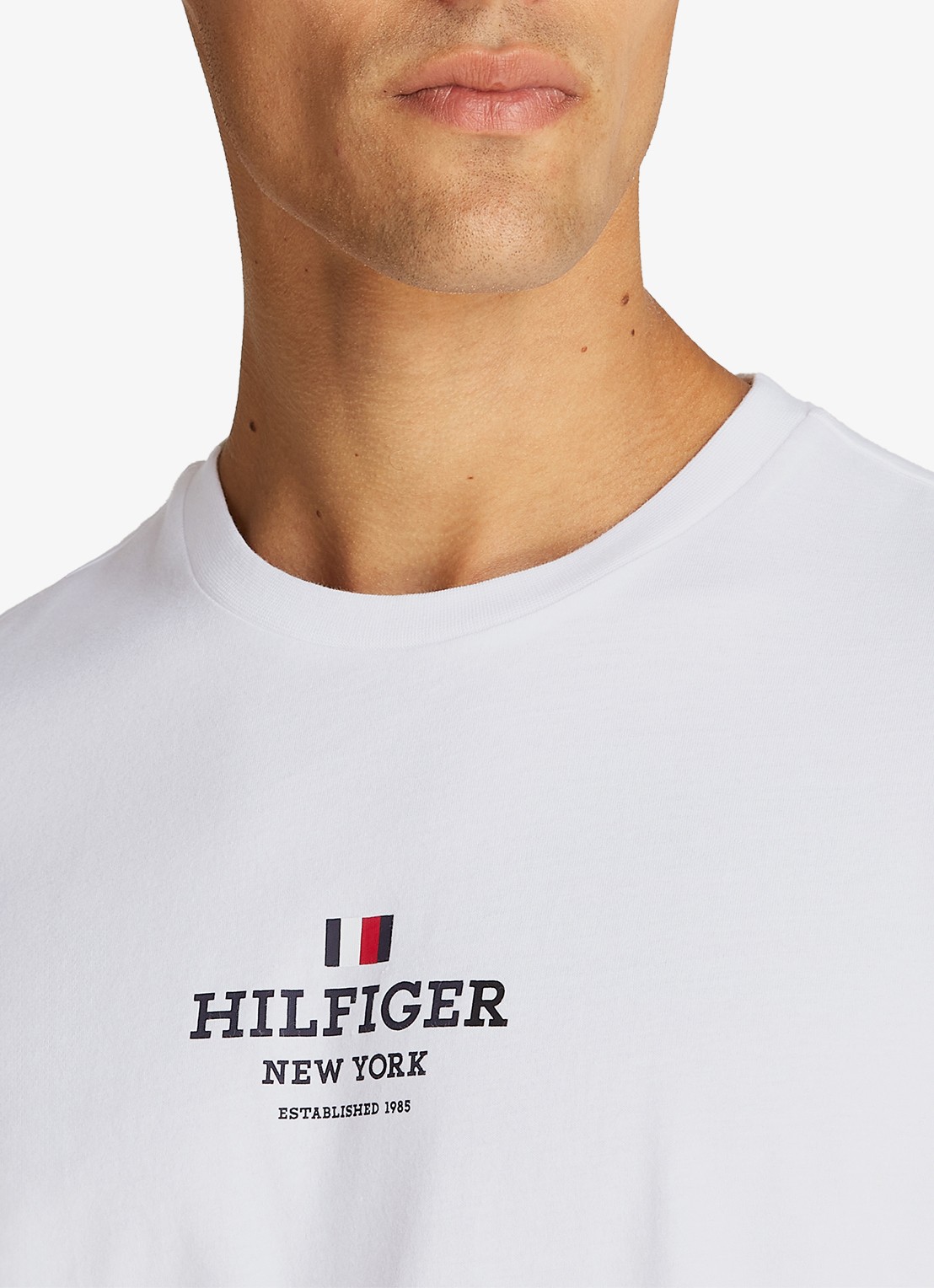 Tommy Hilfiger T-shirt met logoprint - detail 5 wit