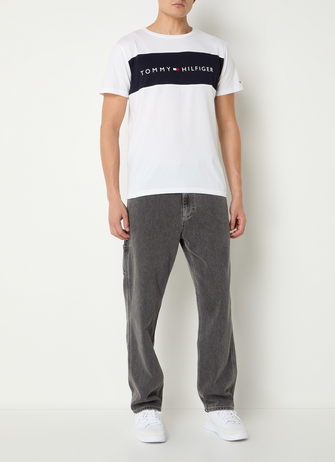 Tommy Hilfiger T-shirt met logoprint - voorkant 4 wit