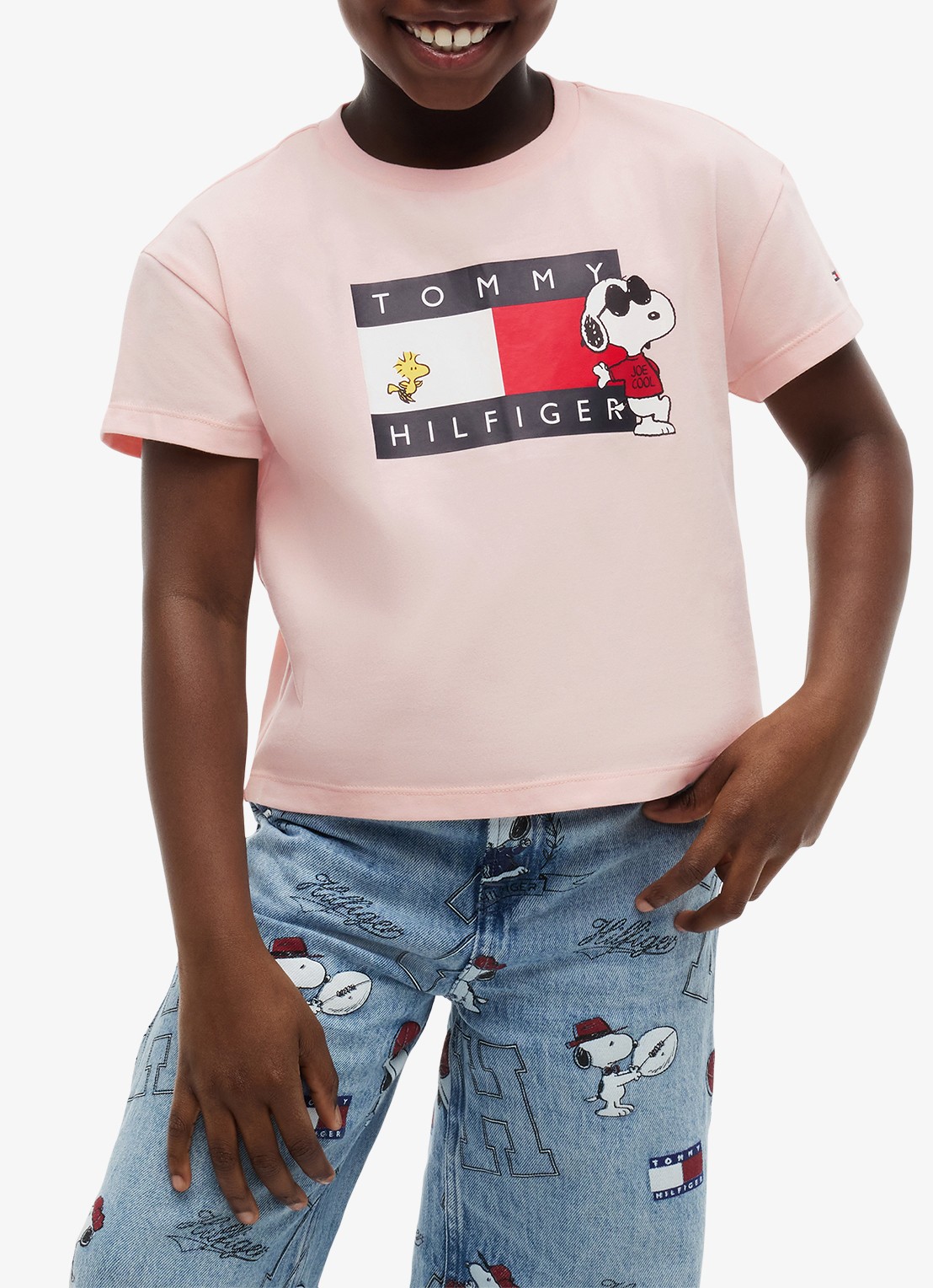 Tommy Hilfiger T-shirt met logoprint - detail 2 lichtroze