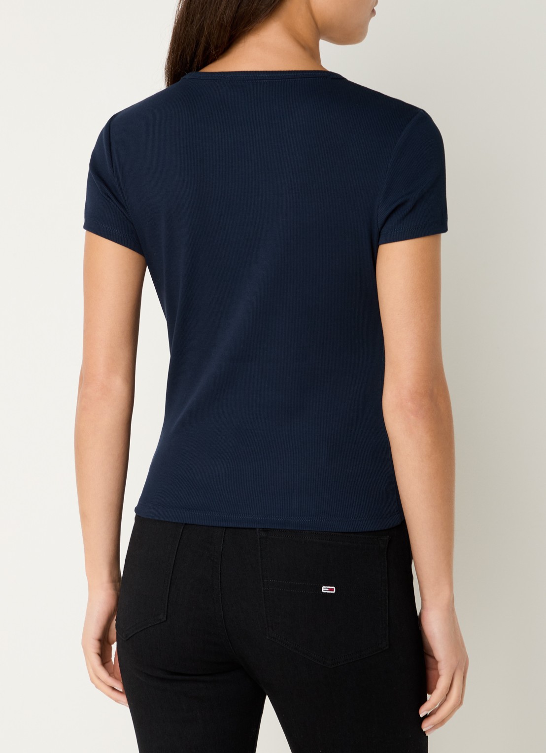 Tommy Hilfiger T-shirt met ribstructuur en logoborduring - achterkant donkerblauw