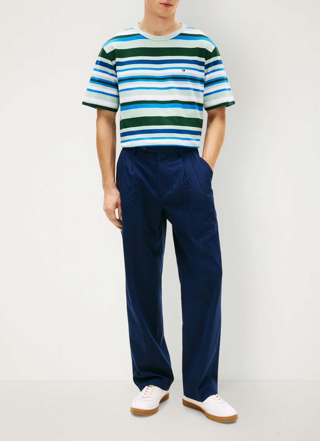 Tommy Hilfiger T-shirt met streepprint en logo - voorkant 3 mint