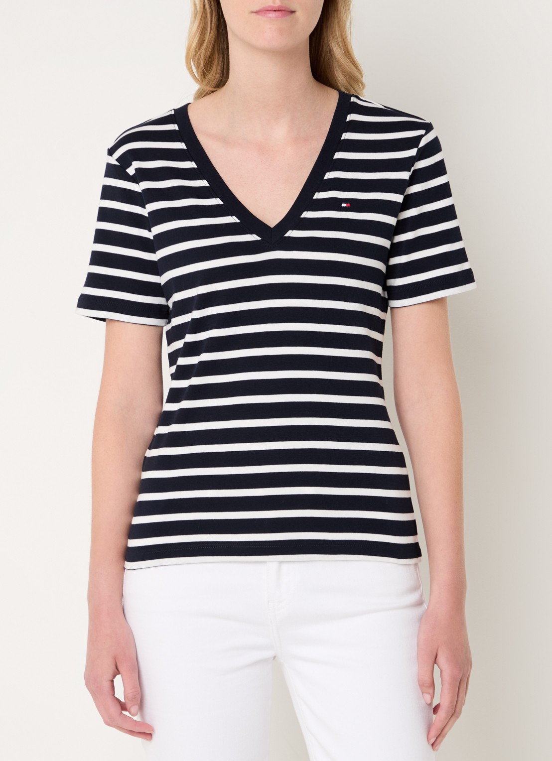 Tommy Hilfiger T-shirt met V-hals - detail blauw