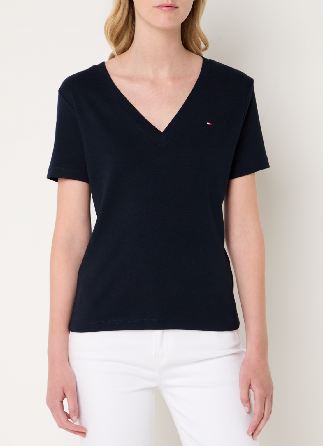 Tommy Hilfiger T-shirt met V-hals - detail 4 donkerblauw