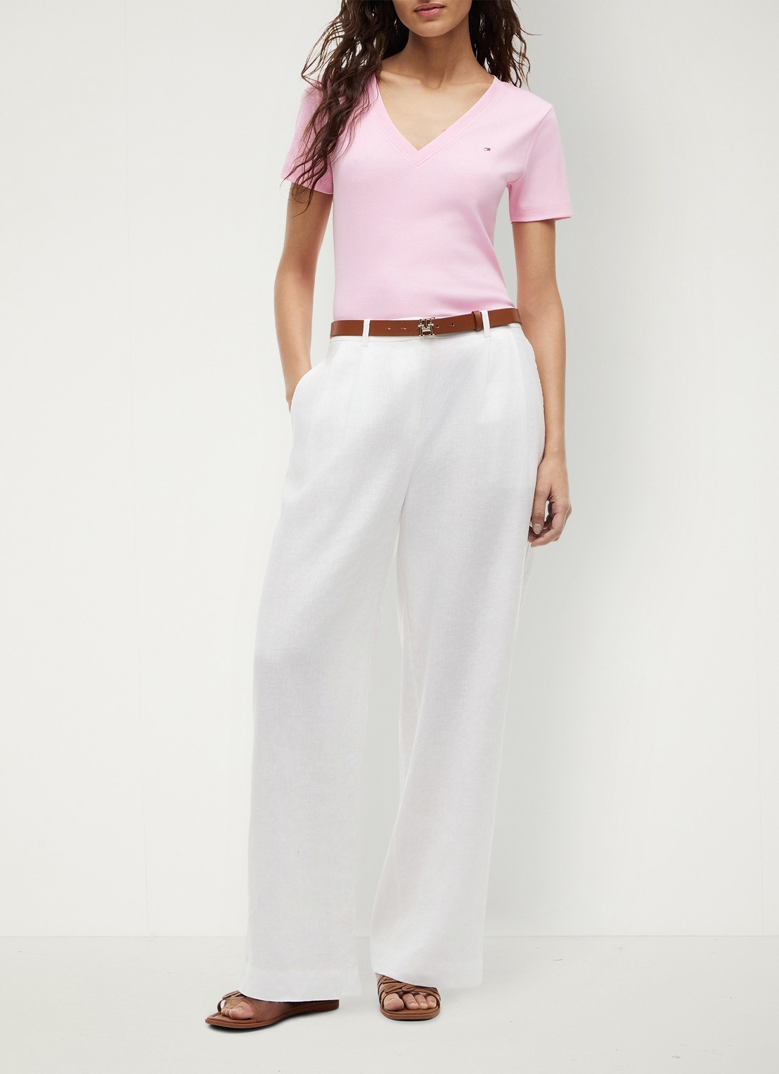 Tommy Hilfiger T-shirt met V-hals - voorkant 6 classic pink-tol / lichtroze