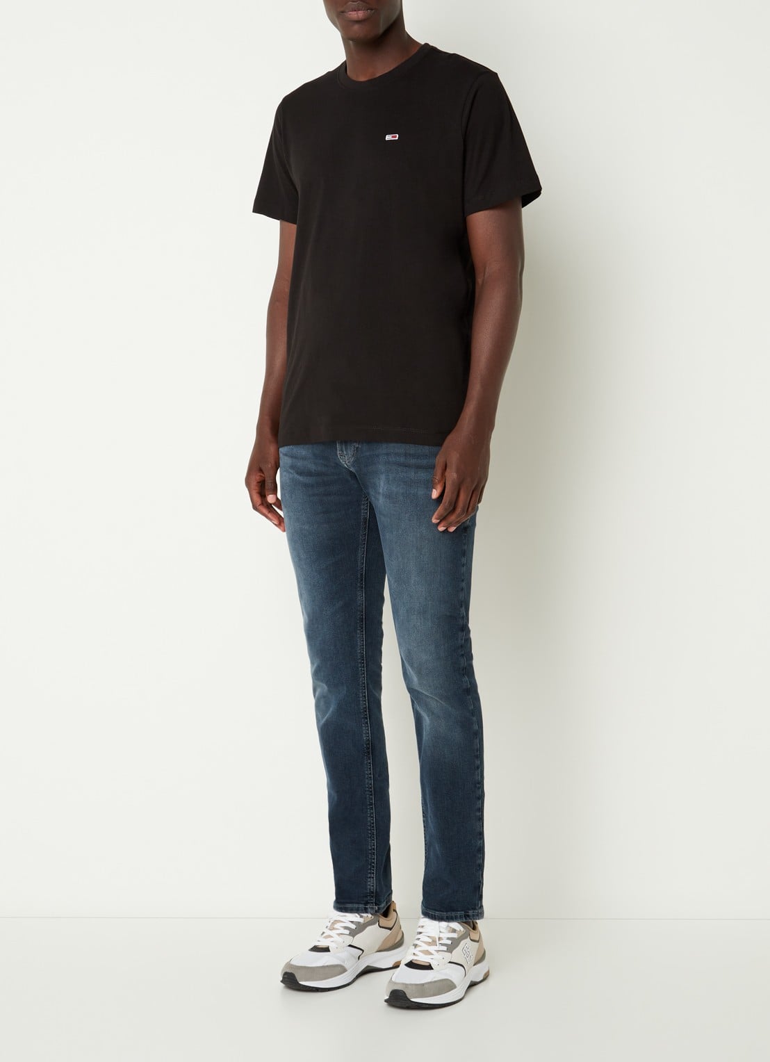 Tommy Hilfiger T-shirt van katoen met logo - voorkant 3 zwart
