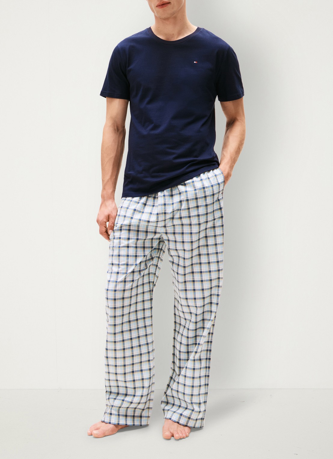 Tommy Hilfiger T-shirts met logo in 3-pack - voorkant 6 lindegroen