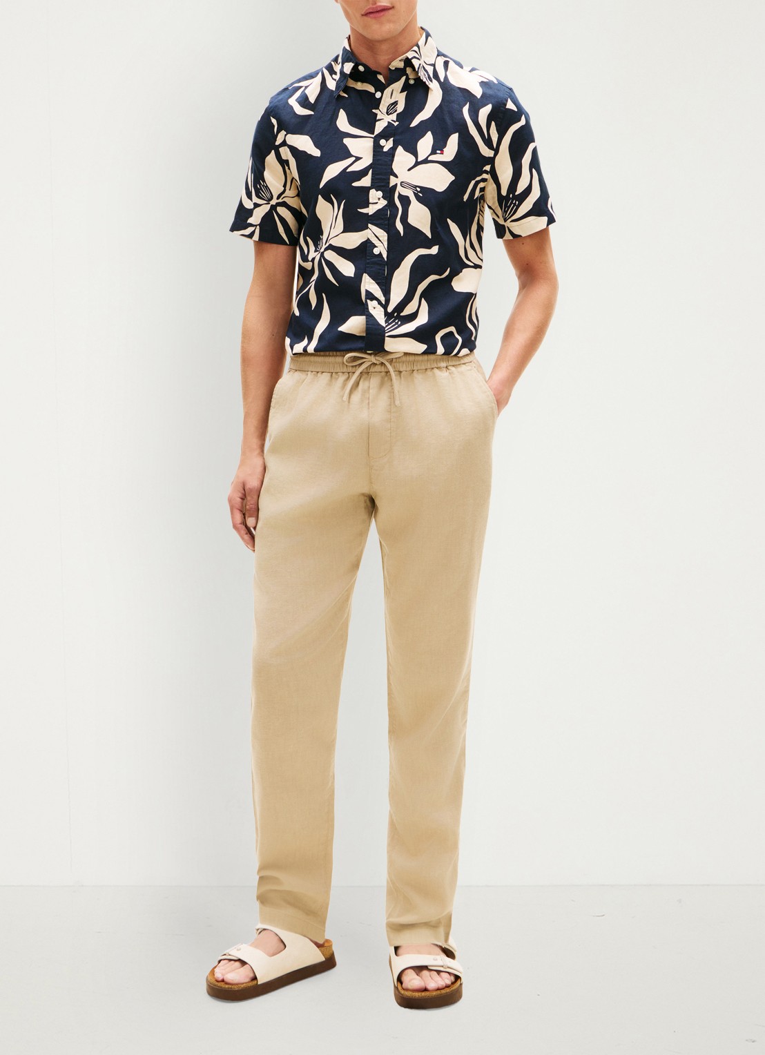 Tommy Hilfiger Tapered fit chino in linnenblend - voorkant 5 khaki