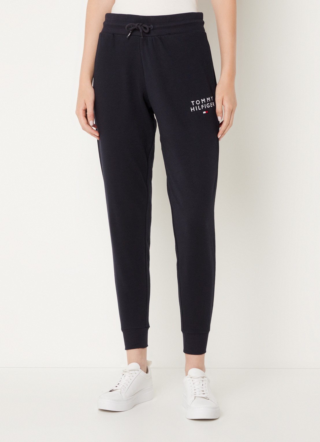 Tommy Hilfiger Tapered fit joggingbroek met logoborduring - detail 2 donkerblauw