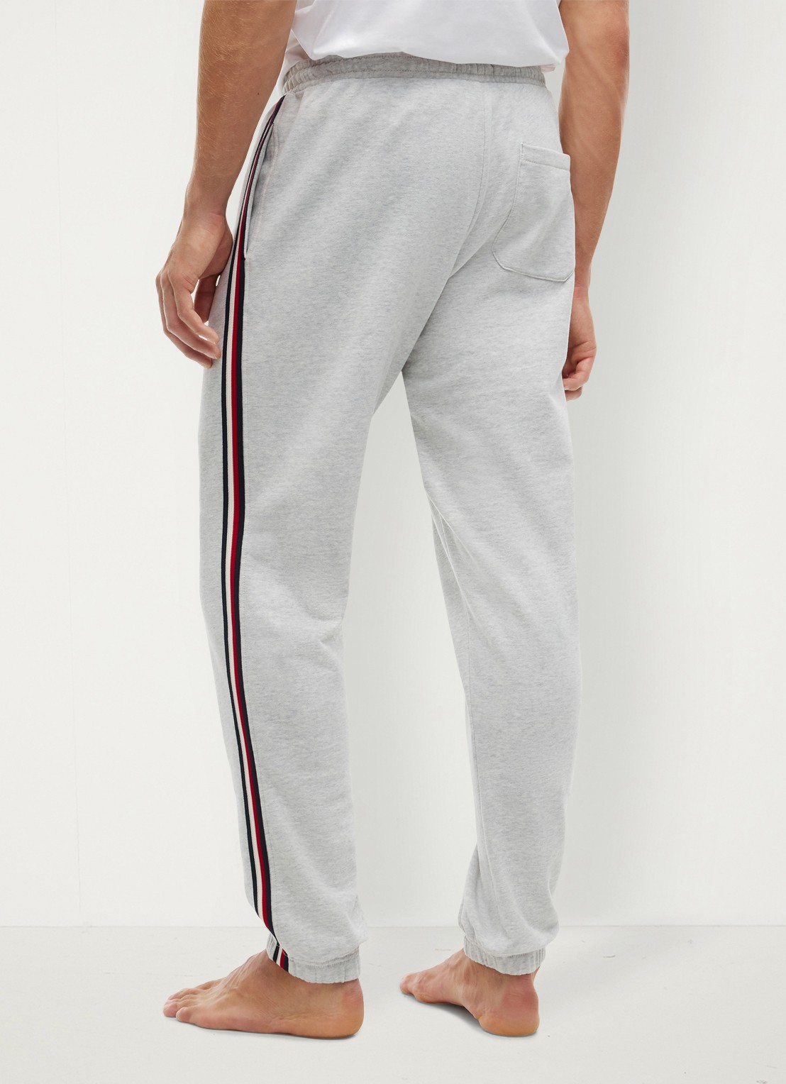 Tommy Hilfiger Tapered fit lounge joggingbroek met logoband - achterkant lichtgrijs