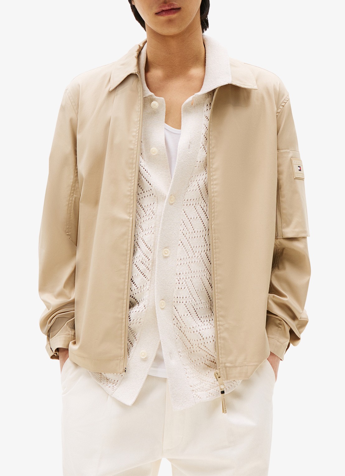 Tommy Hilfiger Tech jack met ritszakken - detail 4 sandalwood-rbt / bruin