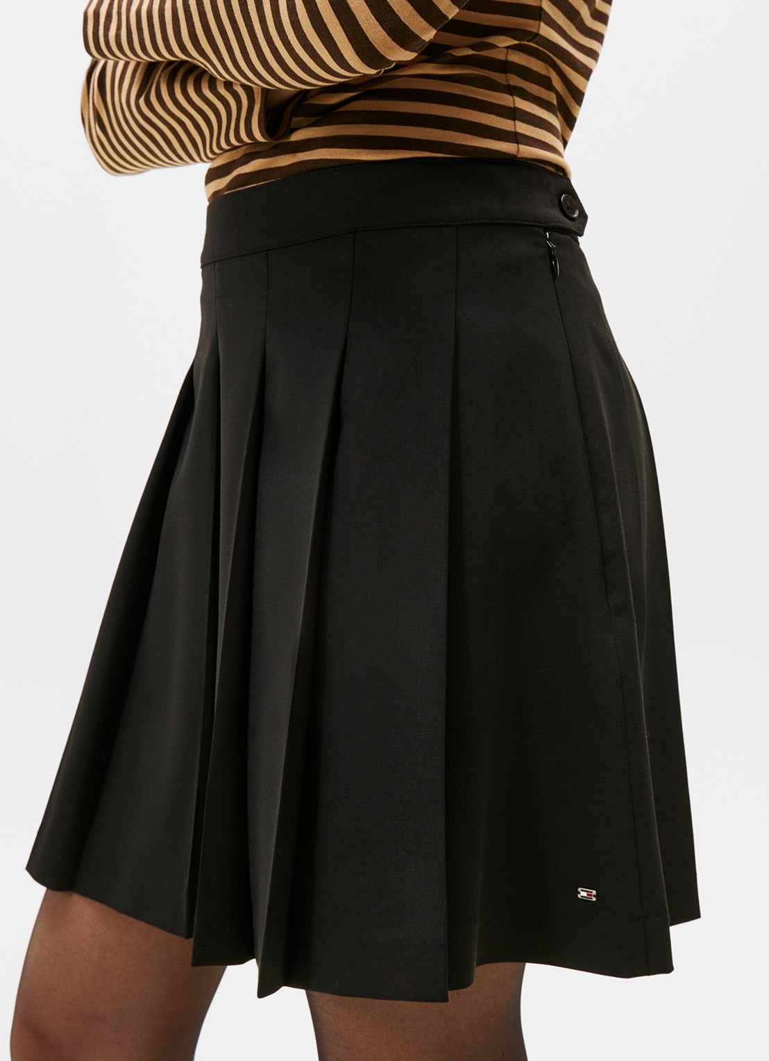 Tommy Hilfiger Timeless minirok in wolblend met plooien - detail 3 zwart