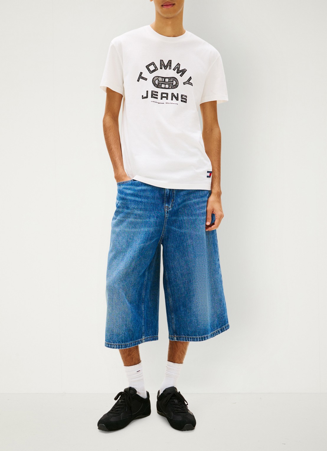 Tommy Hilfiger Top met knoopdetail - voorkant 5 wit