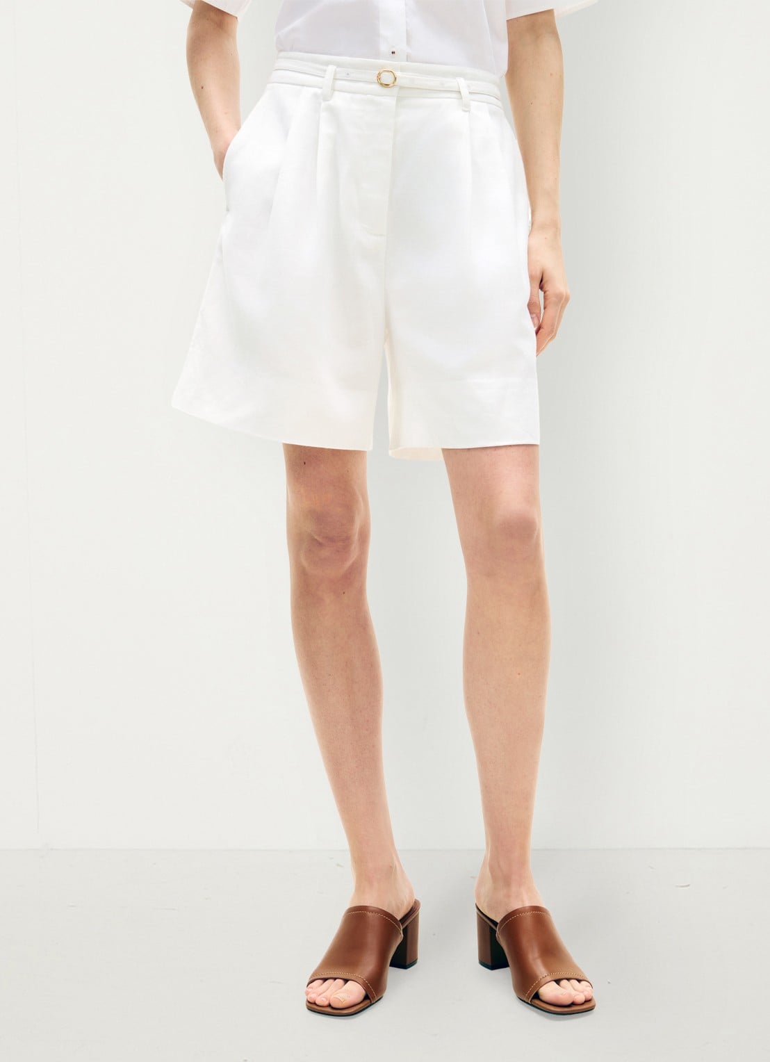 Tommy Hilfiger Wide leg korte broek van linnen met steekzakken - detail wit