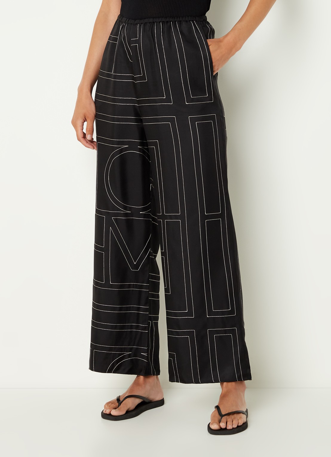 TOTEME High waist straight fit cropped pantalon van zijde met grafische print - detail 4 zwart