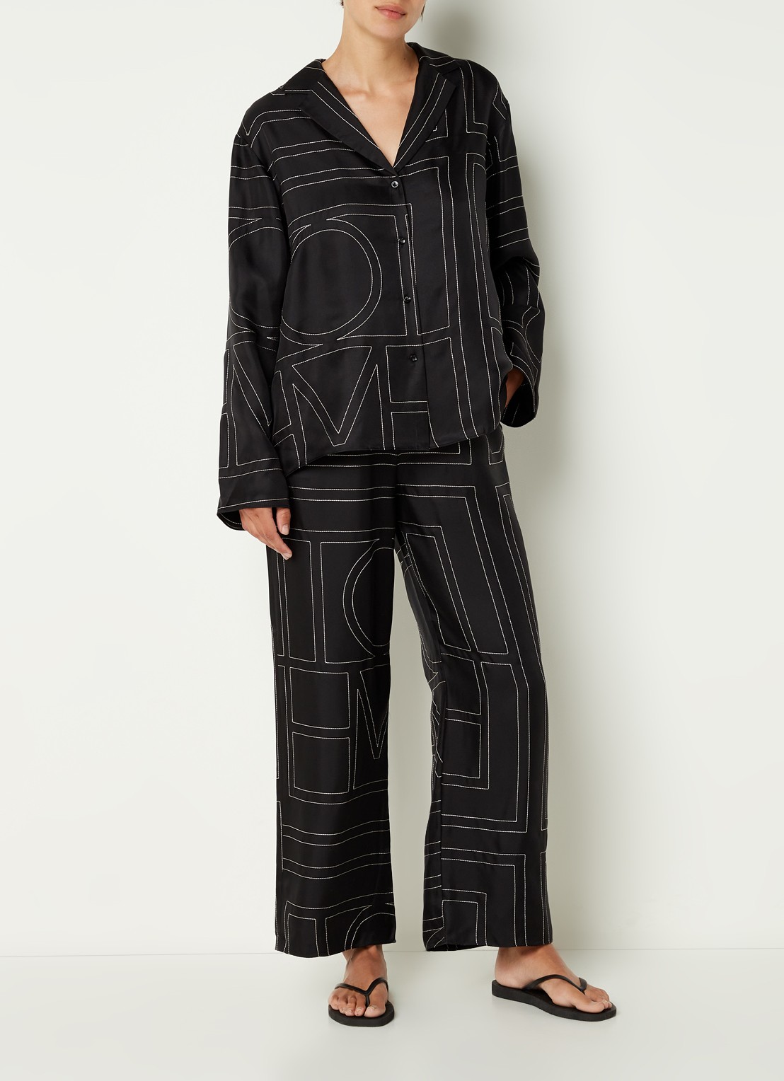 TOTEME High waist straight fit cropped pantalon van zijde met grafische print - voorkant 2 zwart