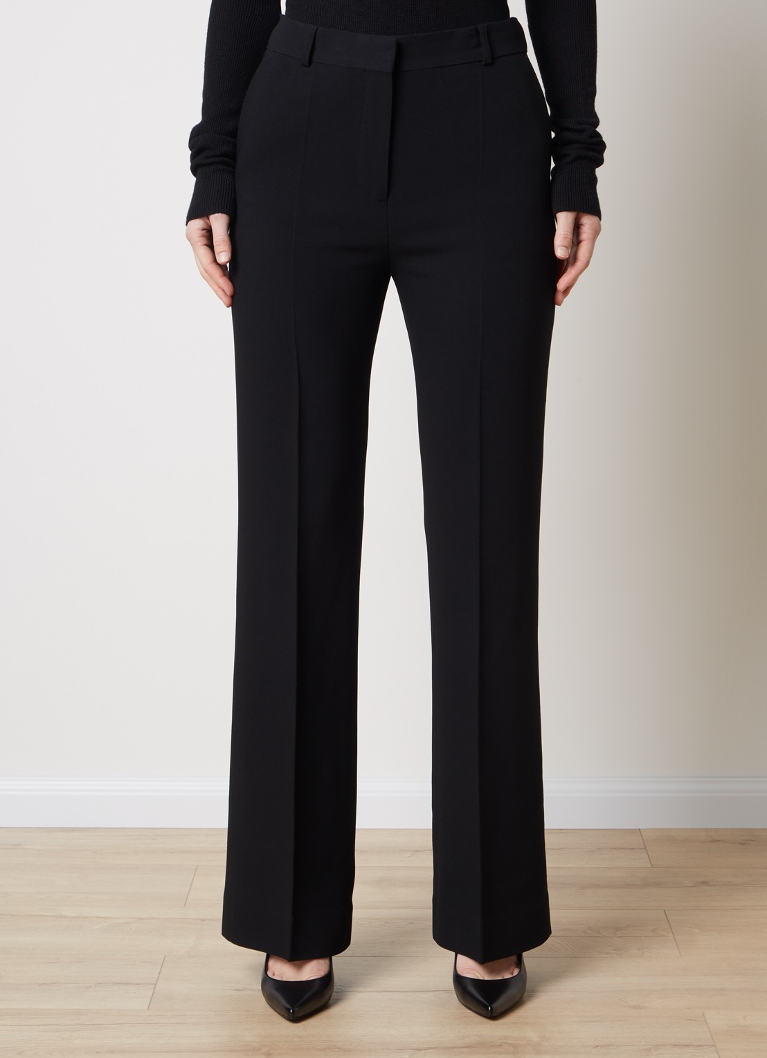 TOTEME High waist straight fit pantalon in wolblend met persplooi - detail zwart