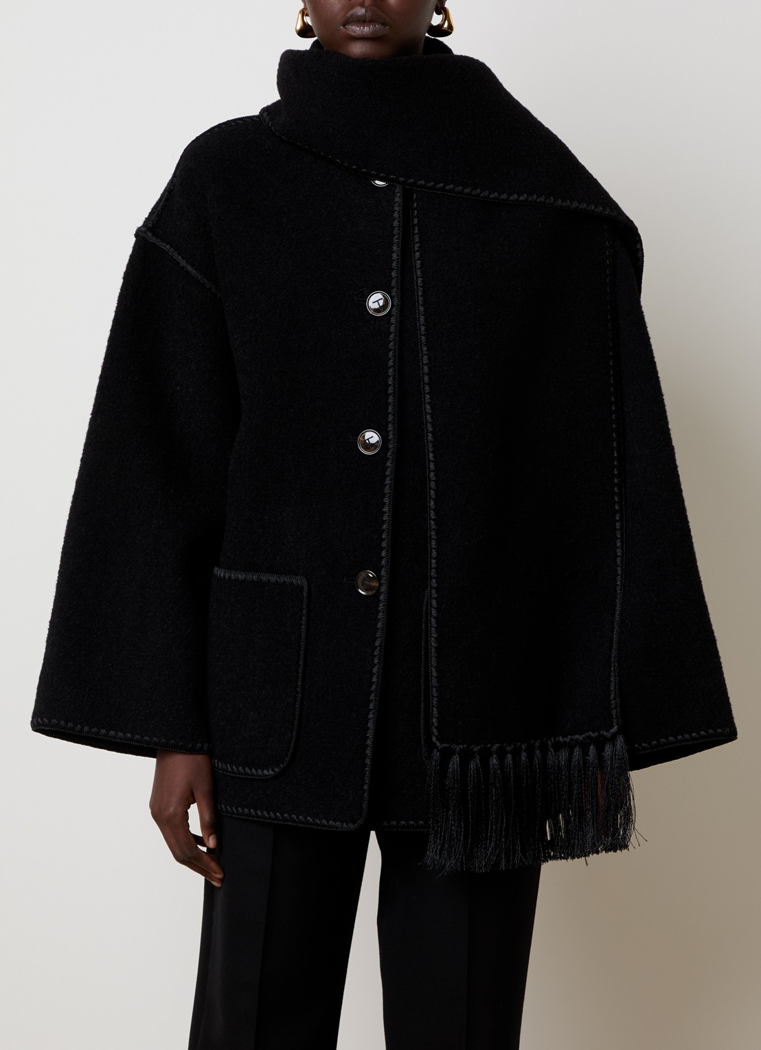 TOTEME Mantel in wolblend met sjaalkraag en opgestikte zak - detail 4 zwart