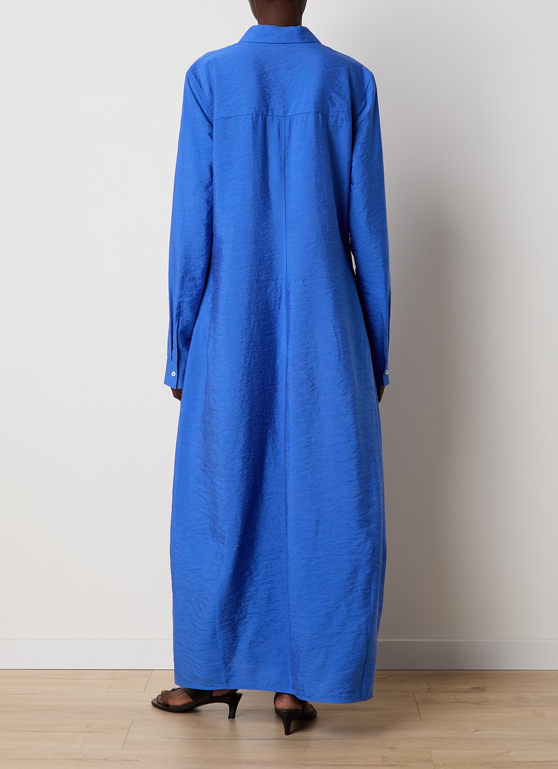 TOTEME Maxi blousejurk in zijdeblend met steekzakken - achterkant 5 kobaltblauw